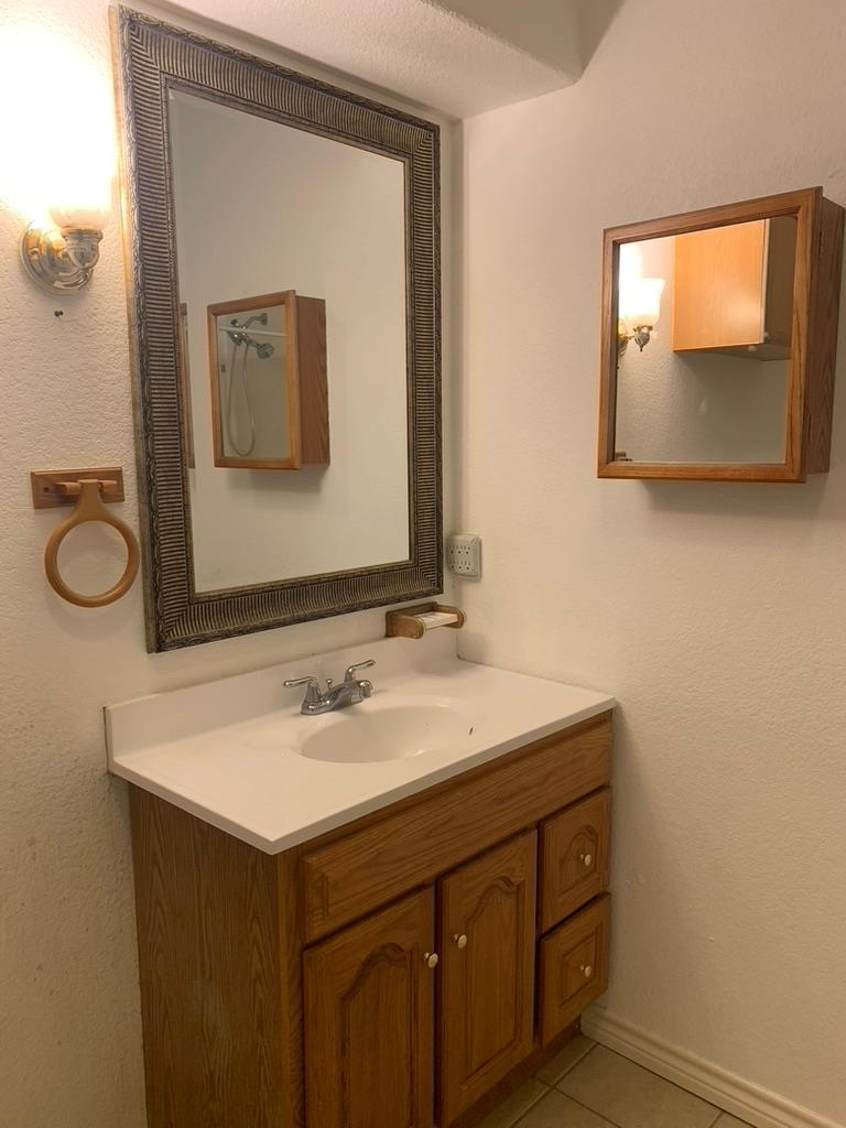 Bastrop, TX 78602