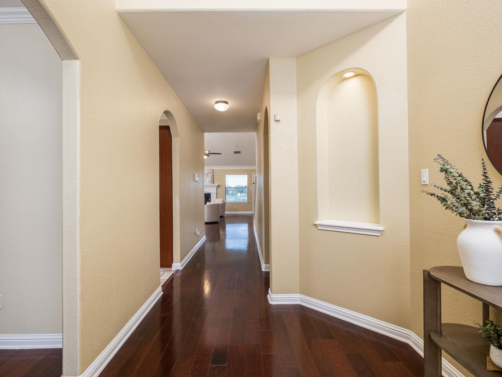 1616 Hidden Springs Path, Round Rock, TX 78665