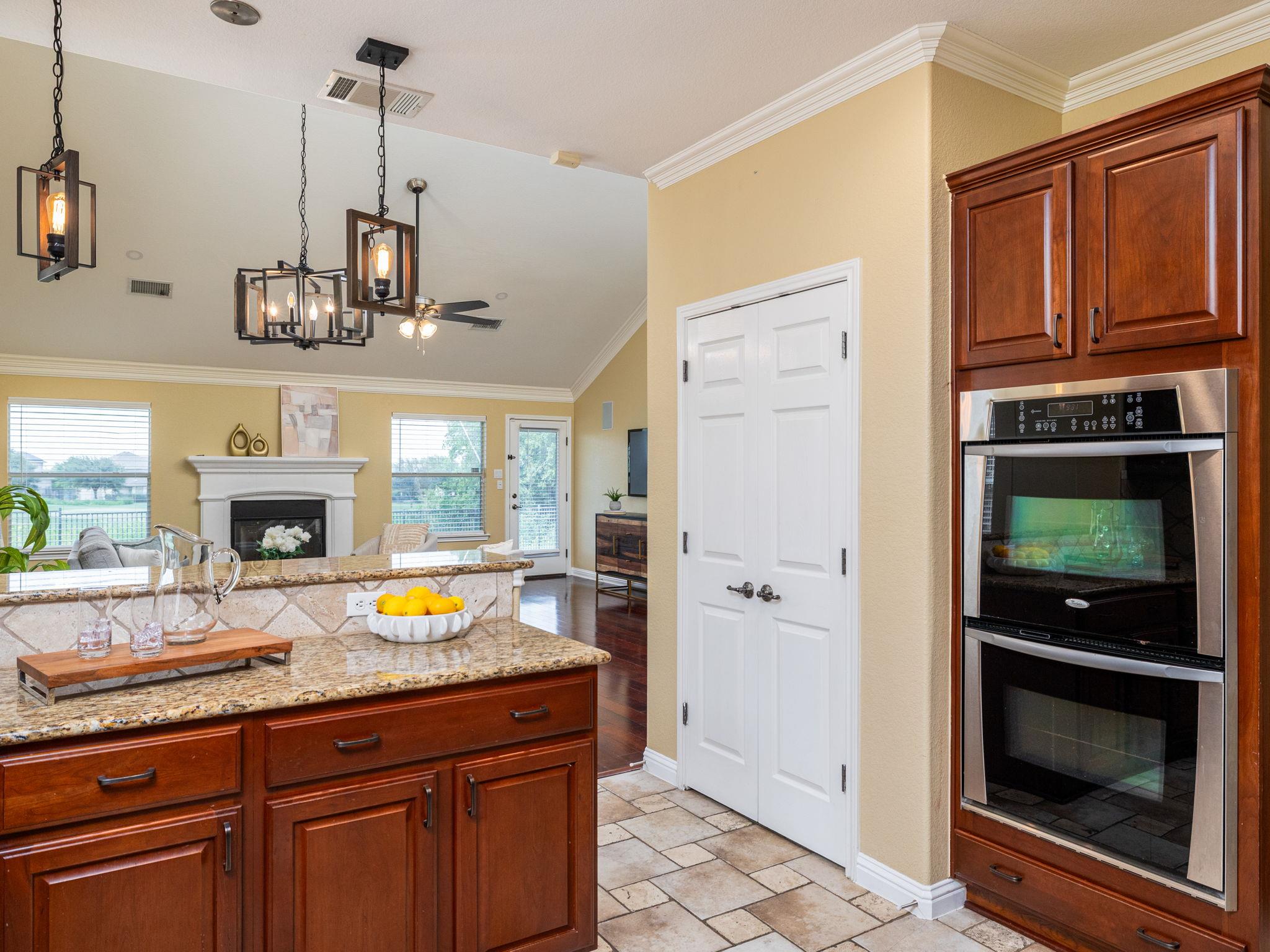 1616 Hidden Springs Path, Round Rock, TX 78665