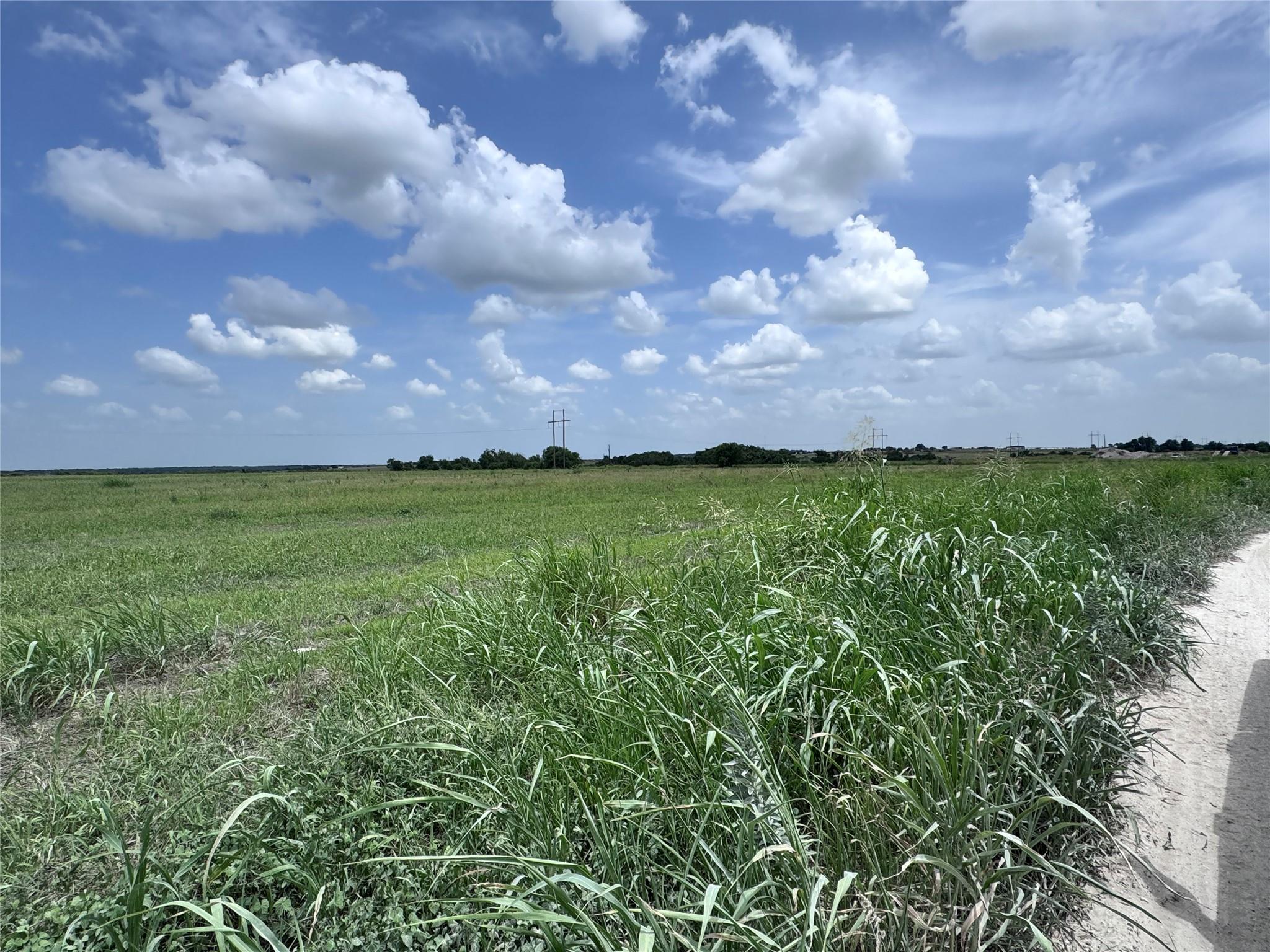 35 IH, Jarrell, TX 76537