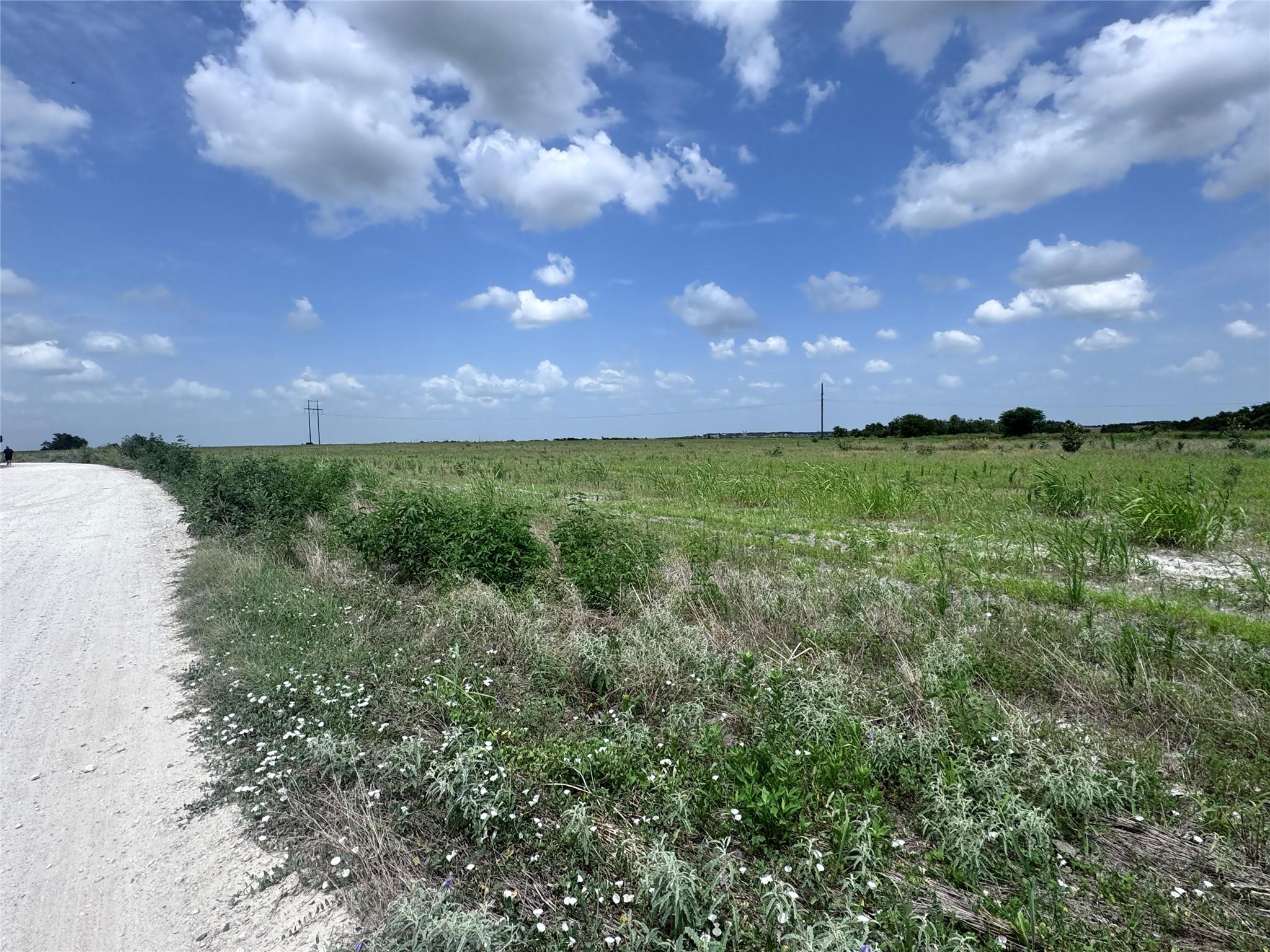 35 IH, Jarrell, TX 76537