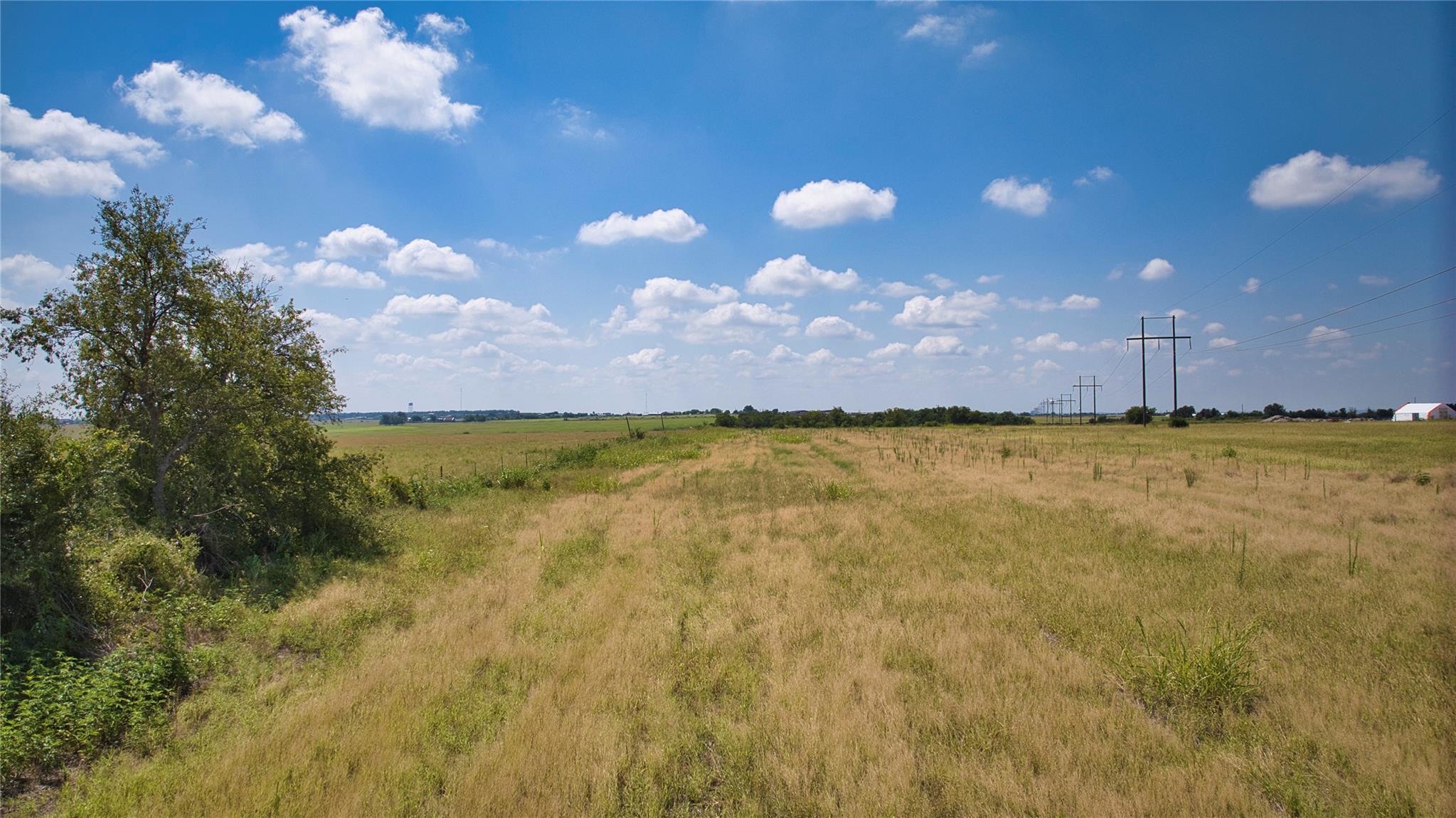 35 IH, Jarrell, TX 76537