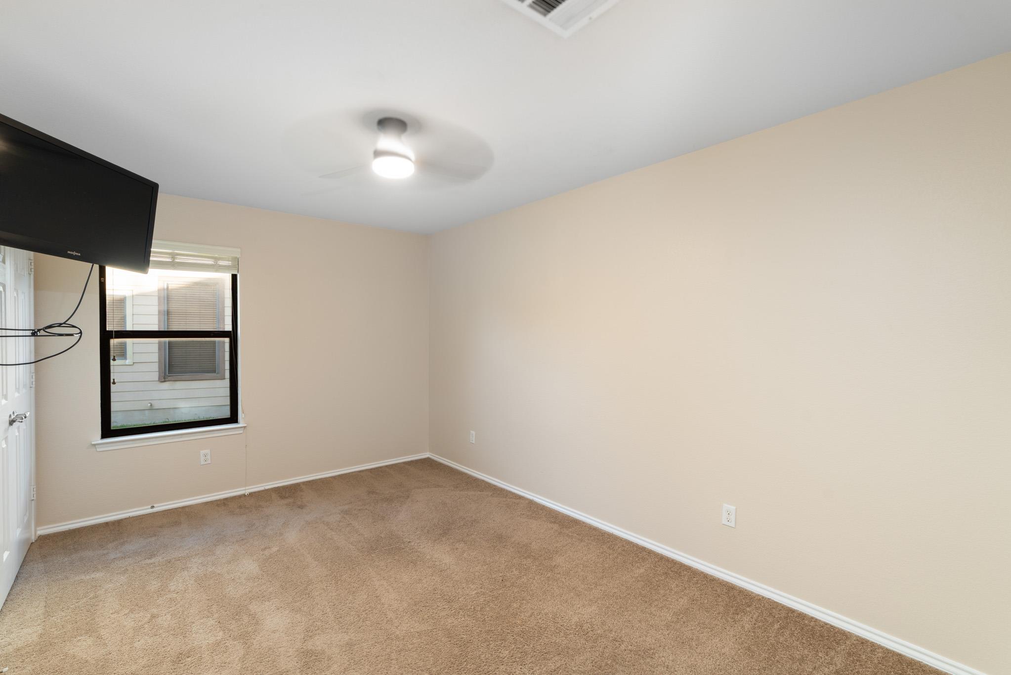 913 Mahomet Dr, Pflugerville, TX 78660