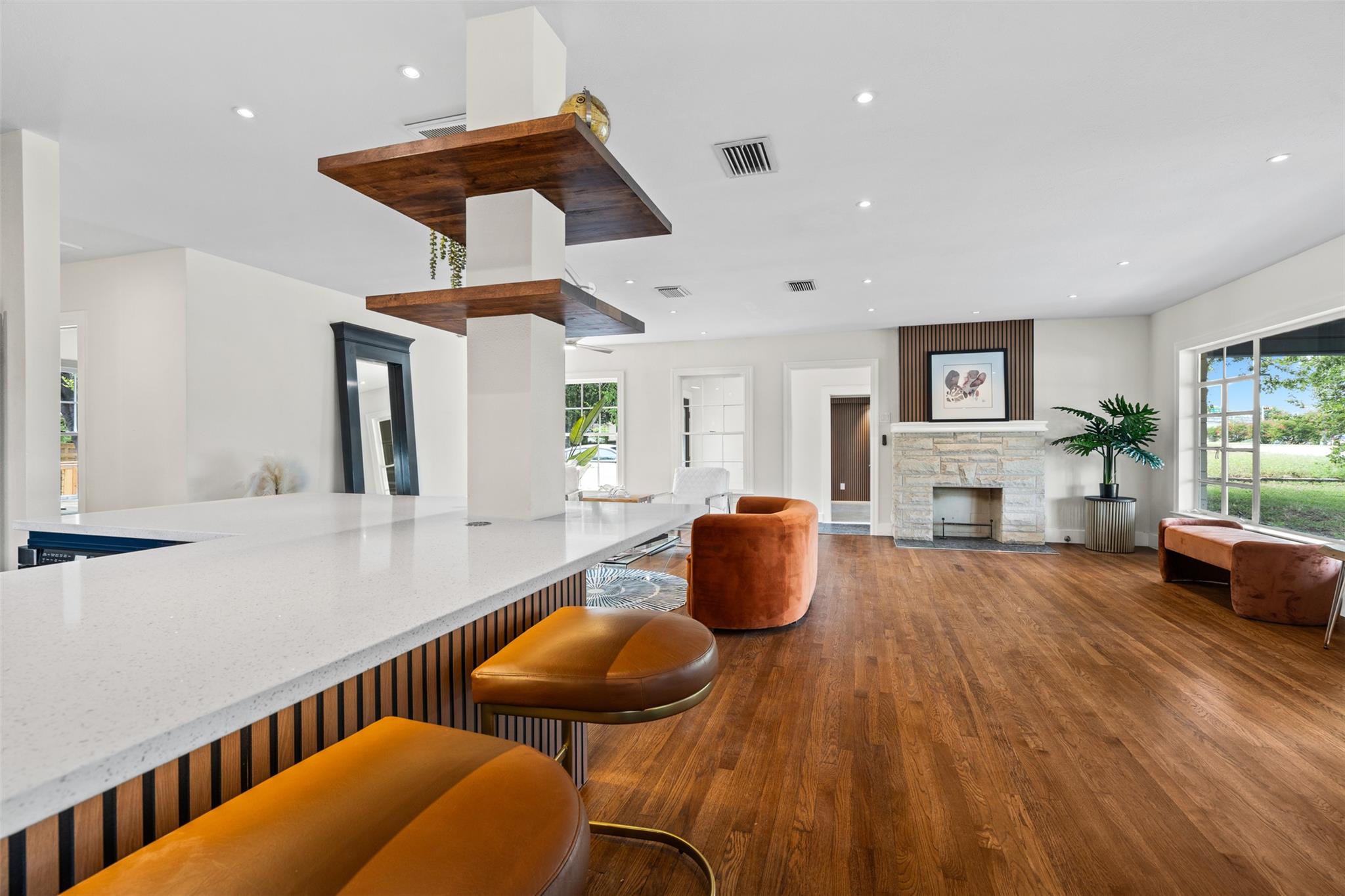 4406 Airport Blvd, Austin, TX 78722