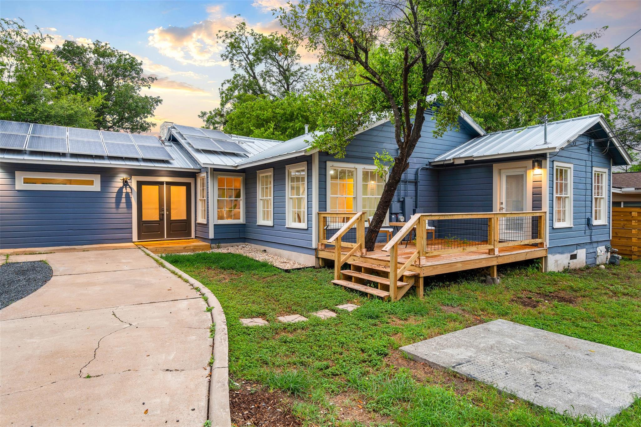 4406 Airport Blvd, Austin, TX 78722