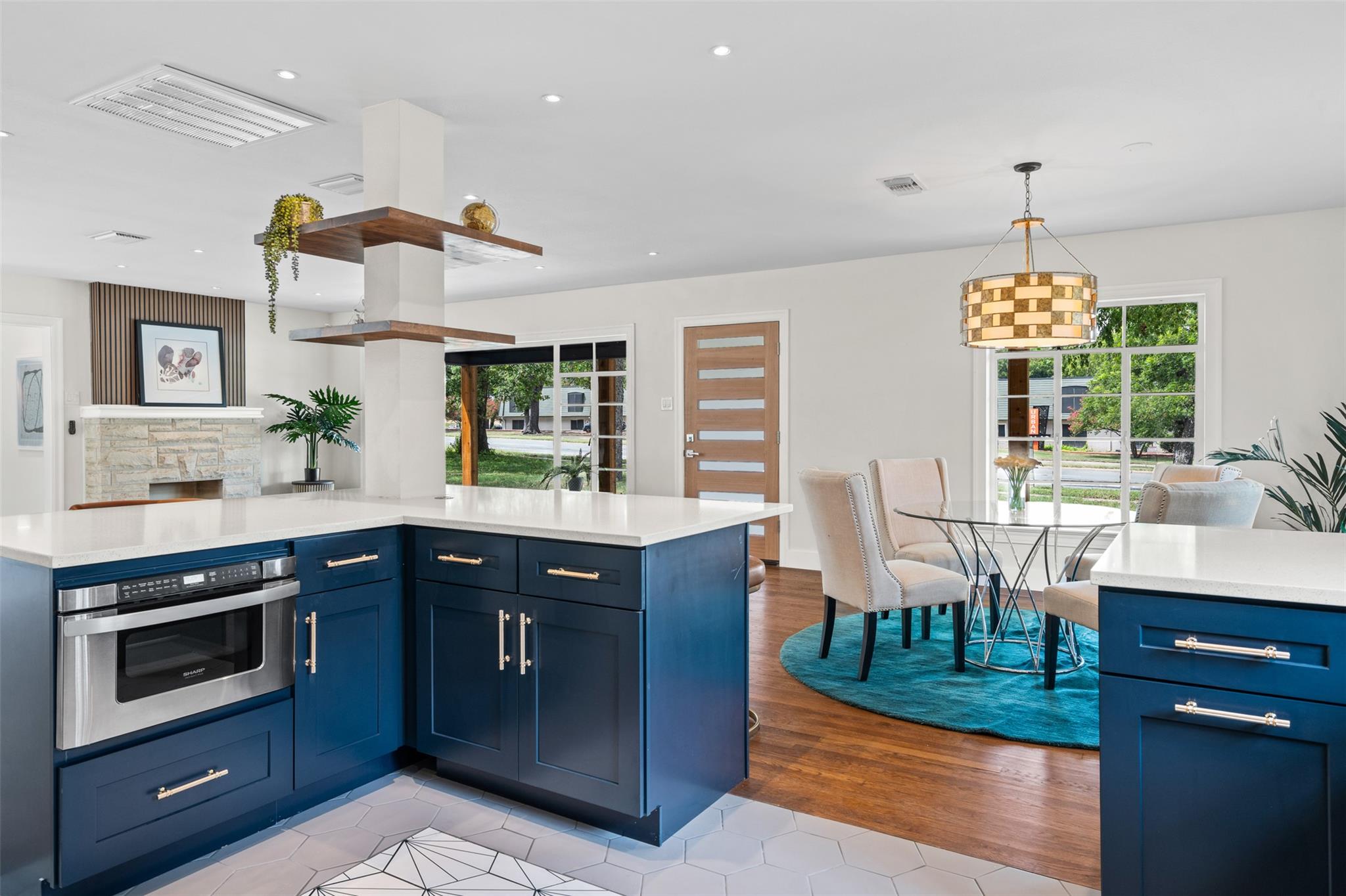 4406 Airport Blvd, Austin, TX 78722