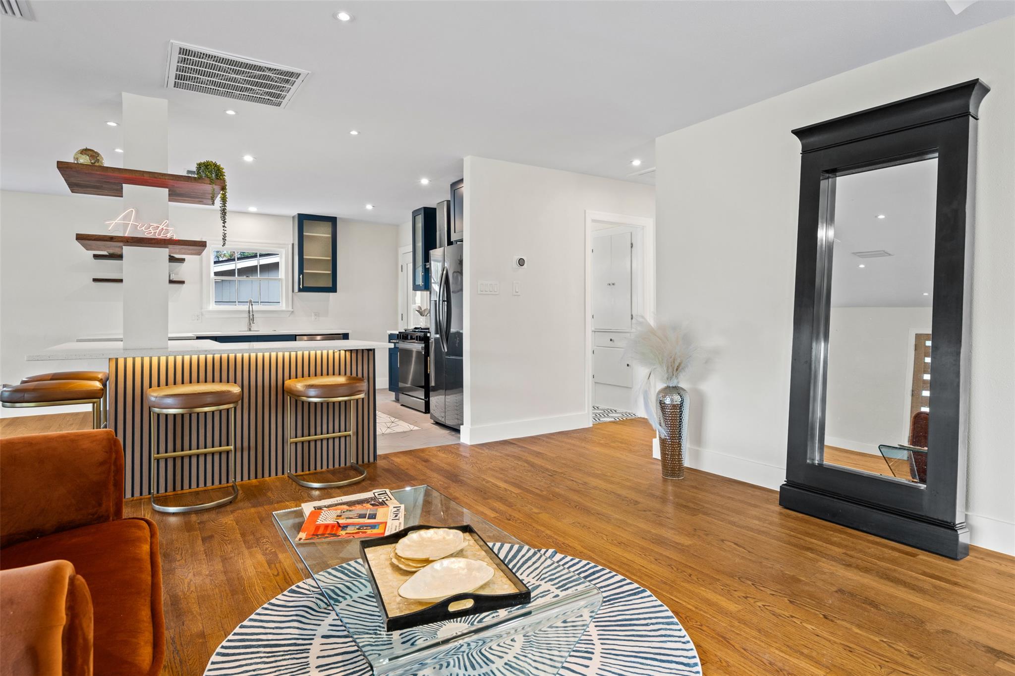 4406 Airport Blvd, Austin, TX 78722