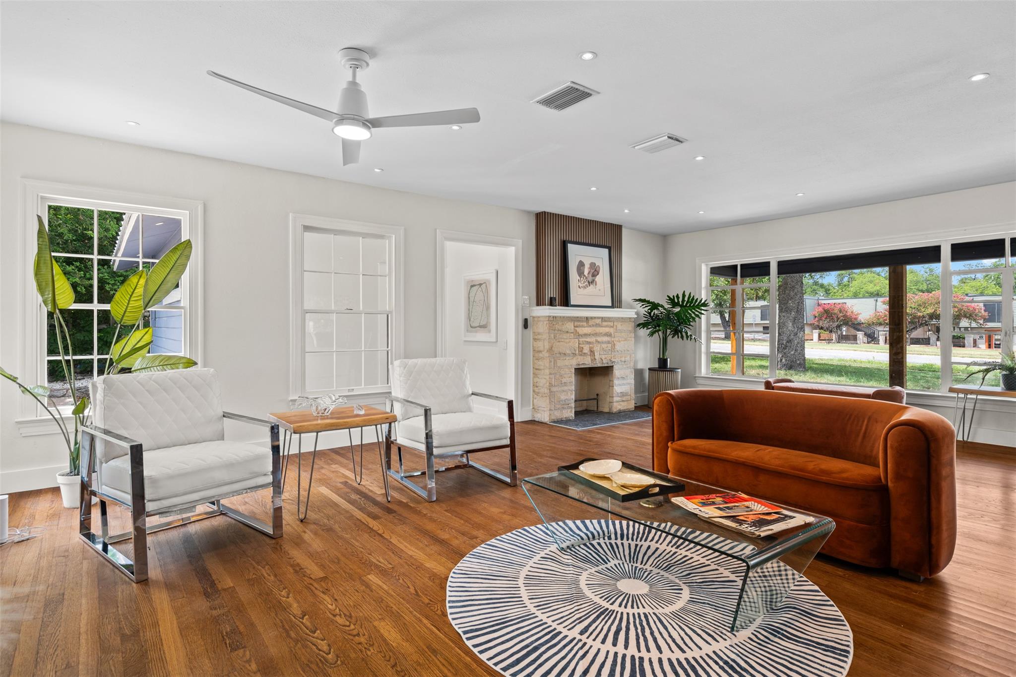 4406 Airport Blvd, Austin, TX 78722