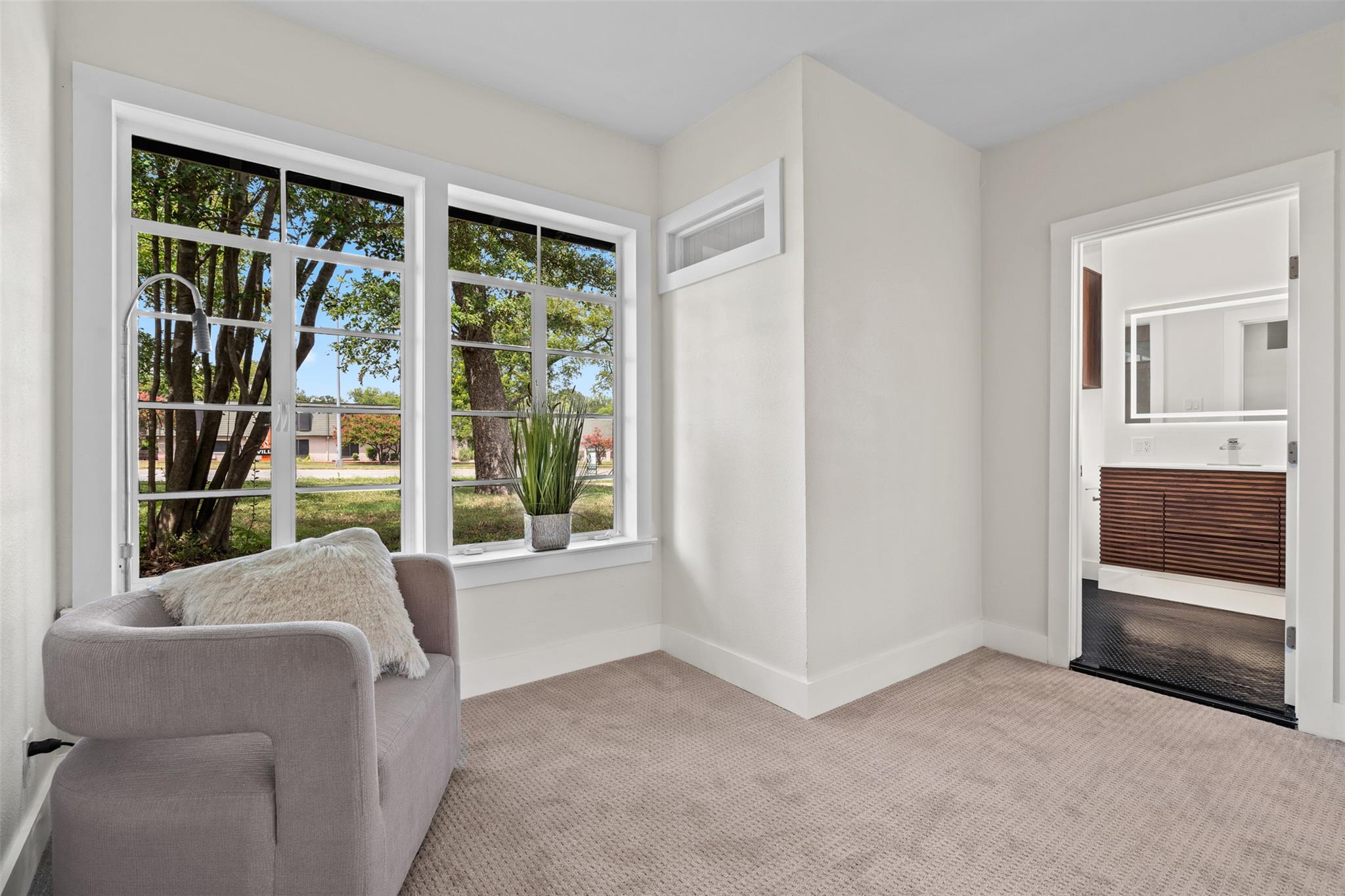 4406 Airport Blvd, Austin, TX 78722