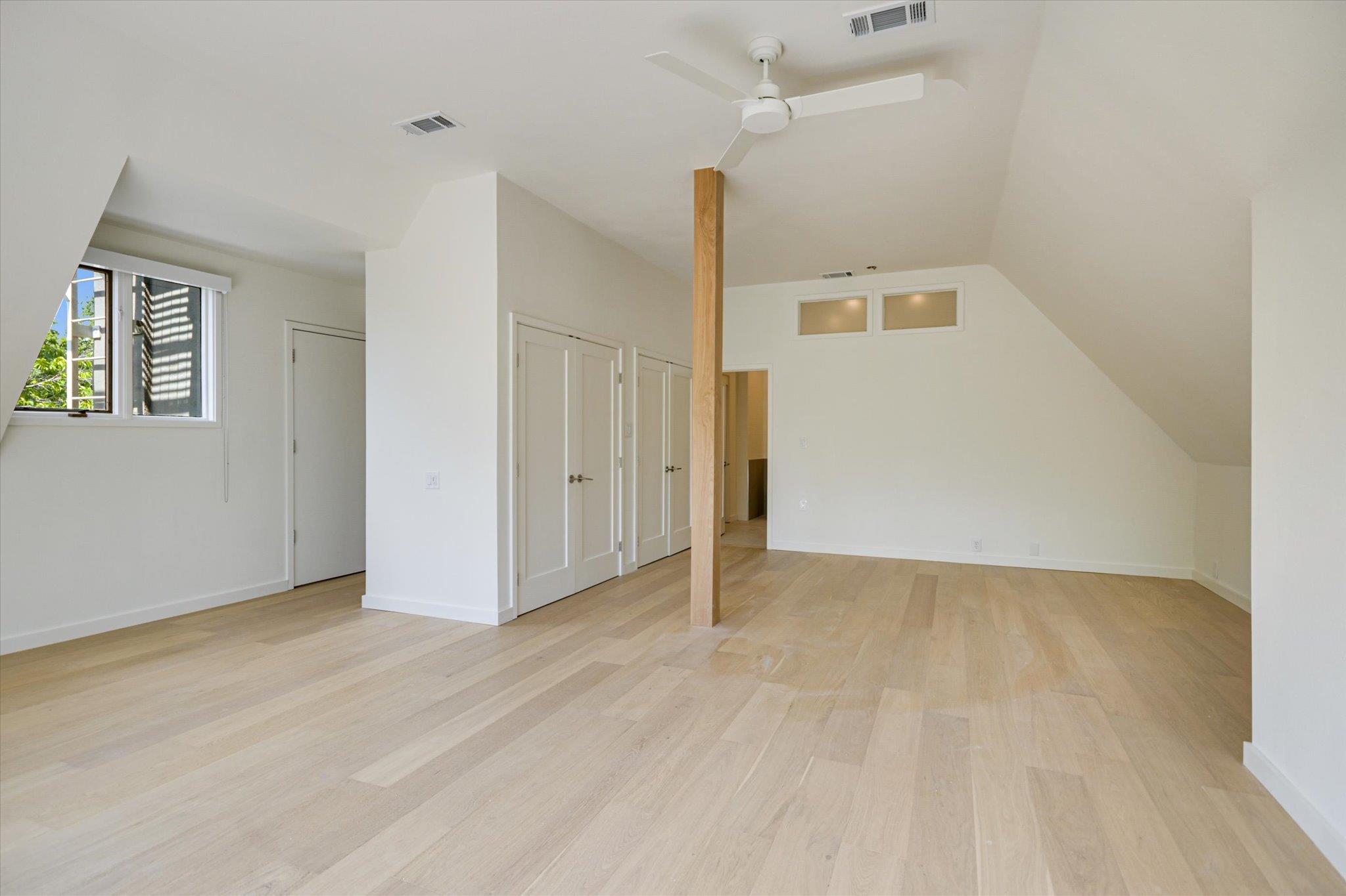 1111 W 12th St # 118, Austin, TX 78703