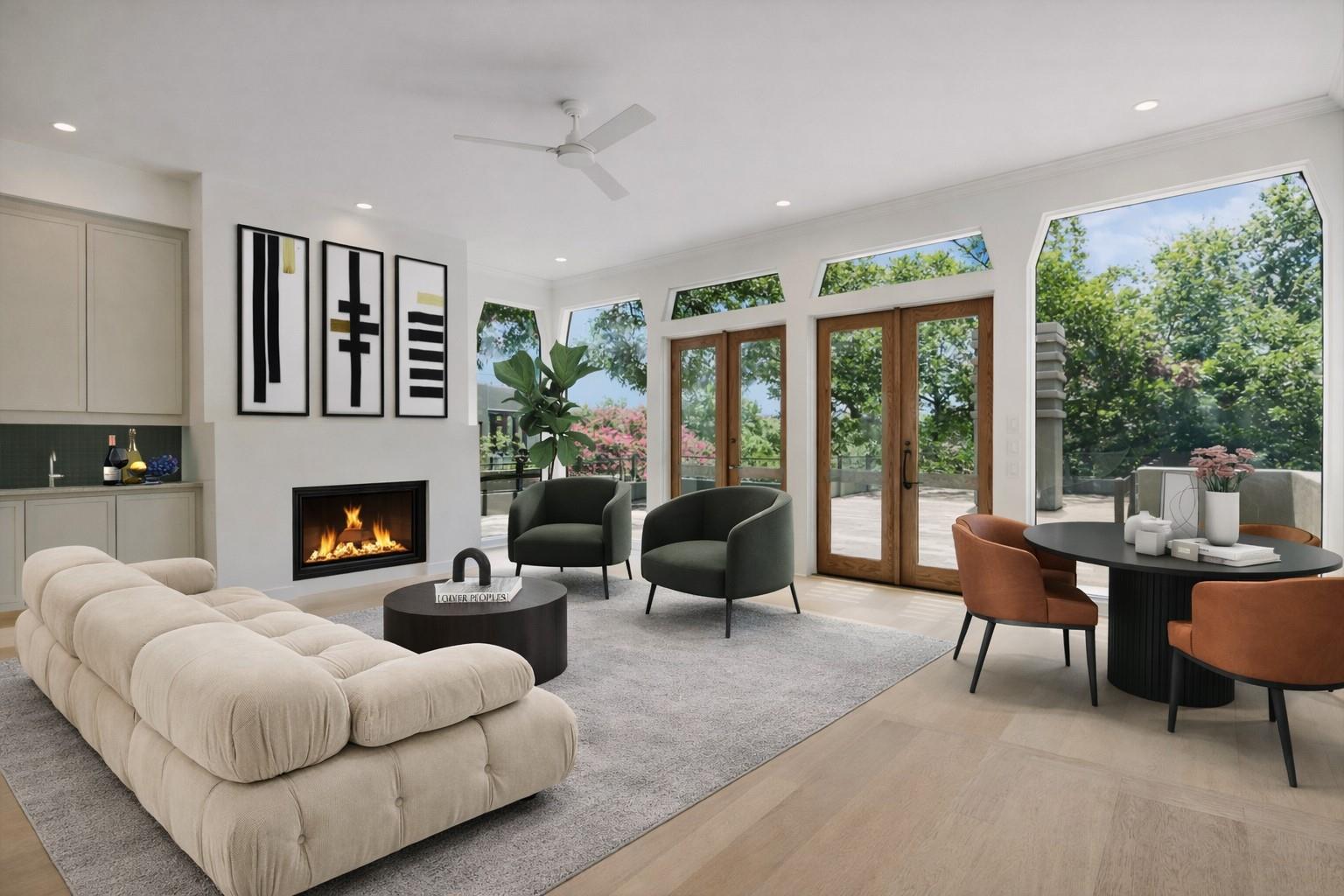 1111 W 12th St # 118, Austin, TX 78703