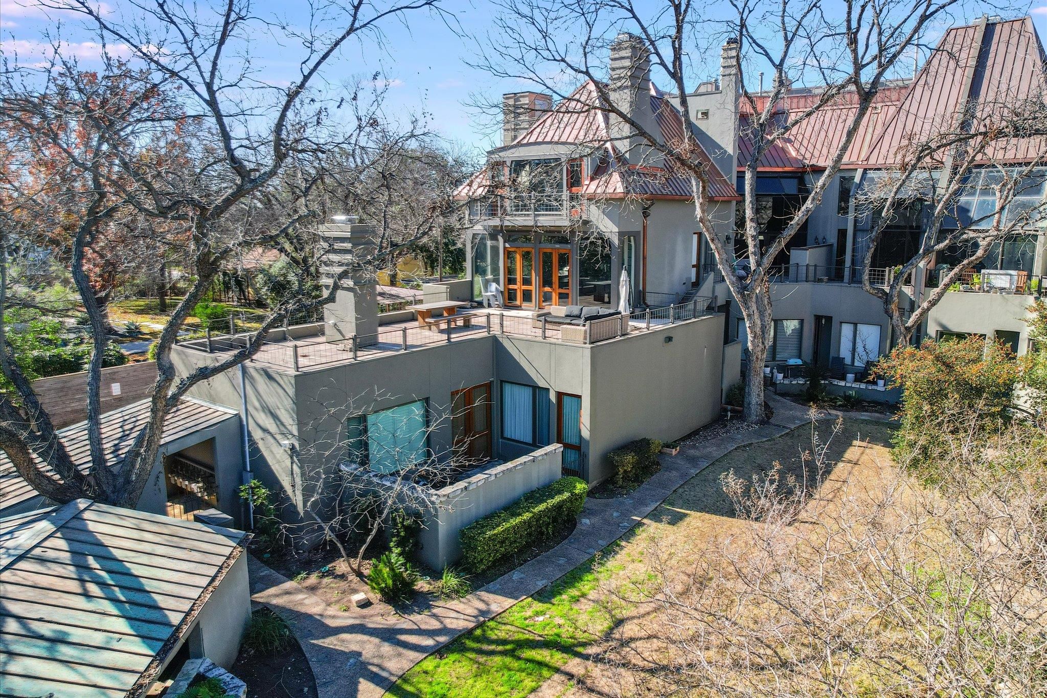 1111 W 12th St # 118, Austin, TX 78703