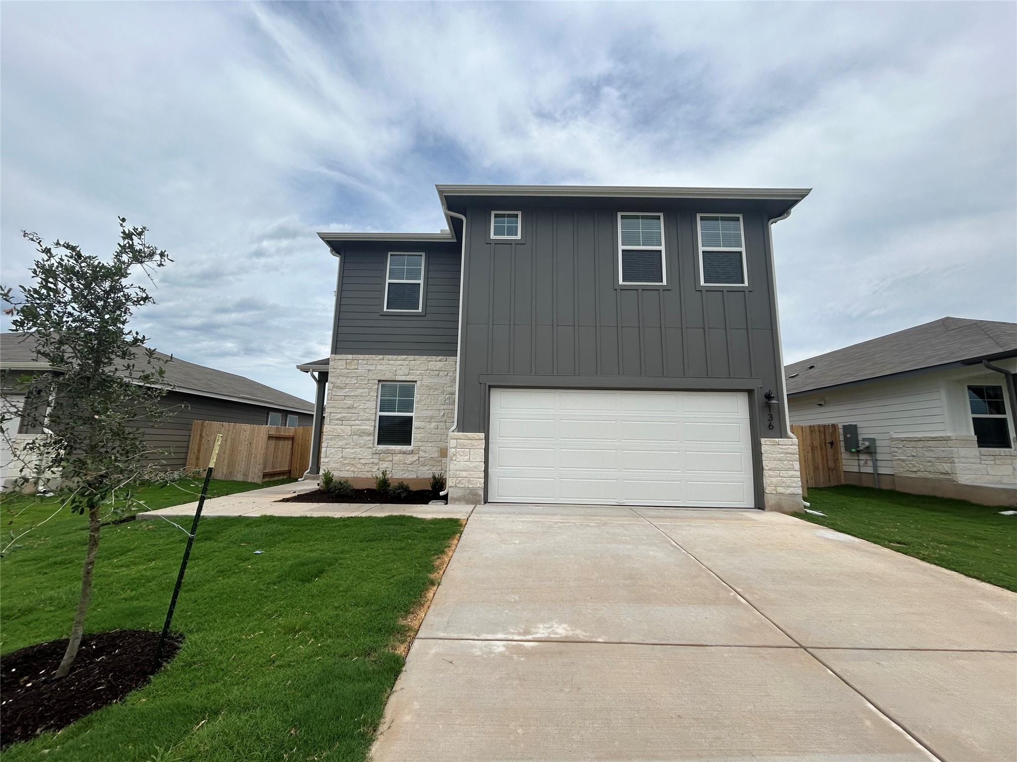136 Honey Bee Rd, Jarrell, TX 76537