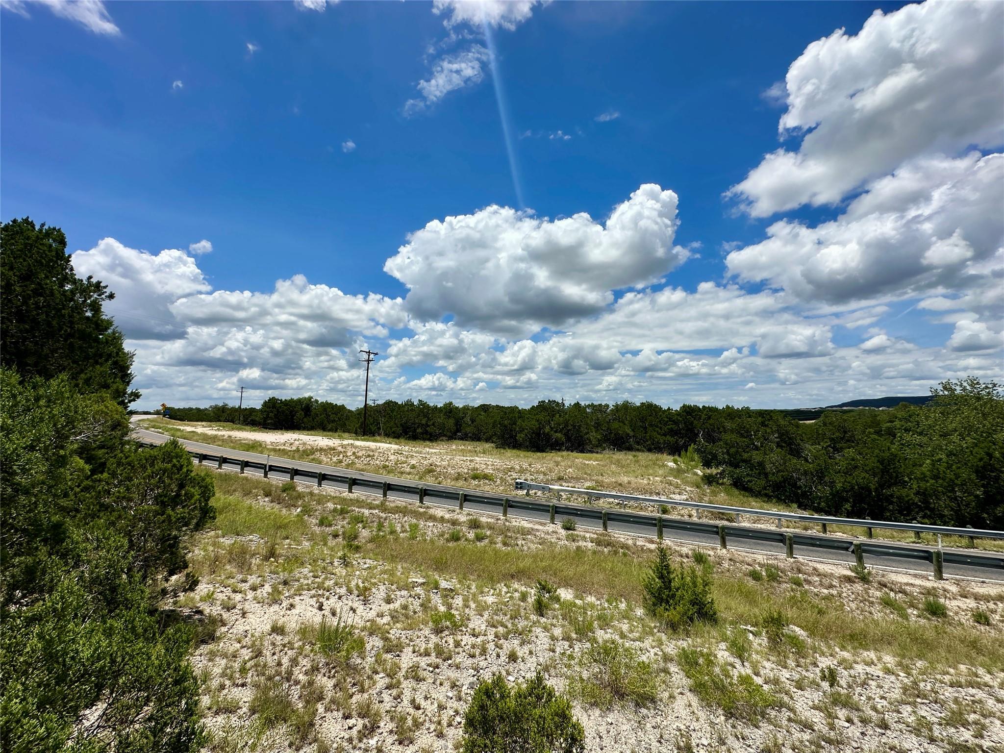 8316 Bronco Ln, Lago Vista, TX 78645