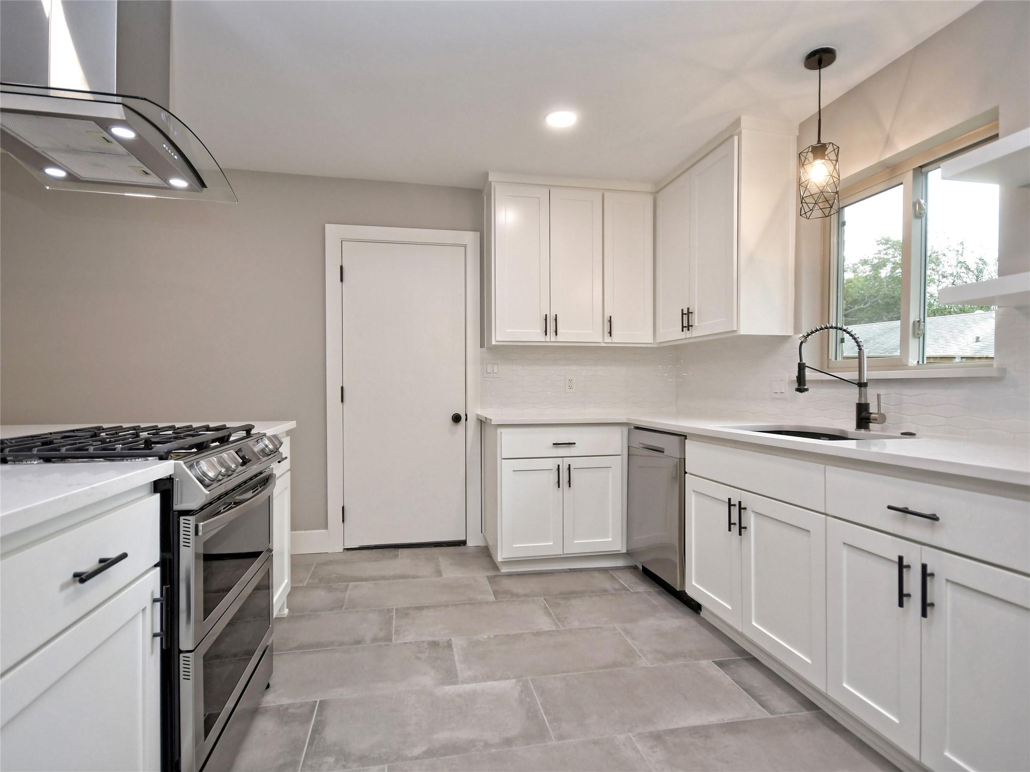 3609 Winfield Cv, Austin, TX 78704