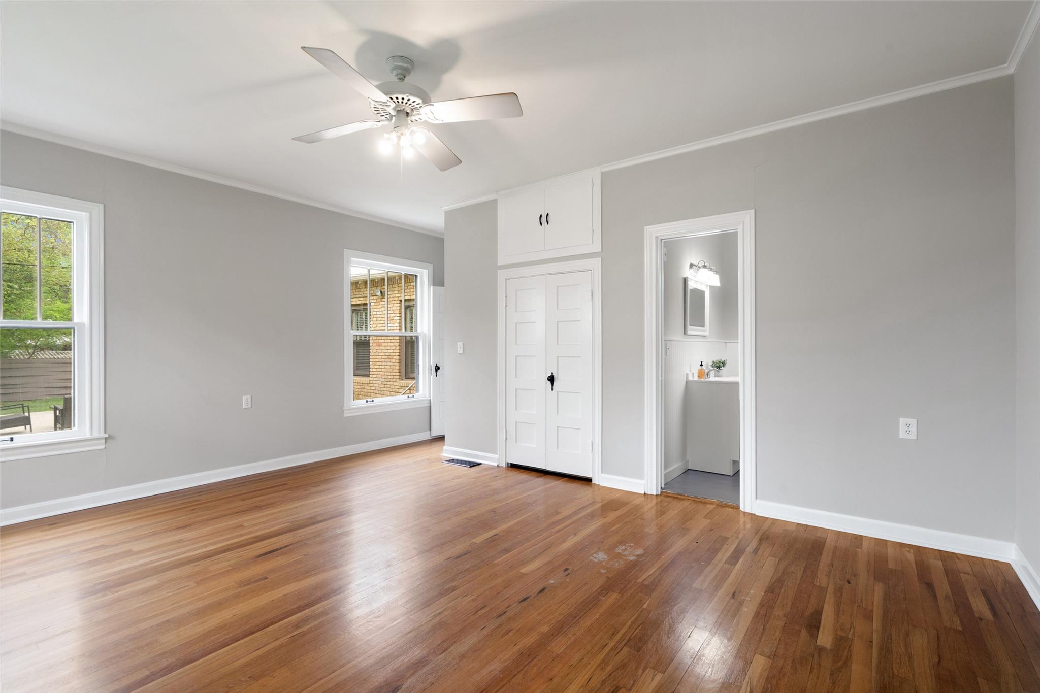 208 W 5th St, Lampasas, TX 76550