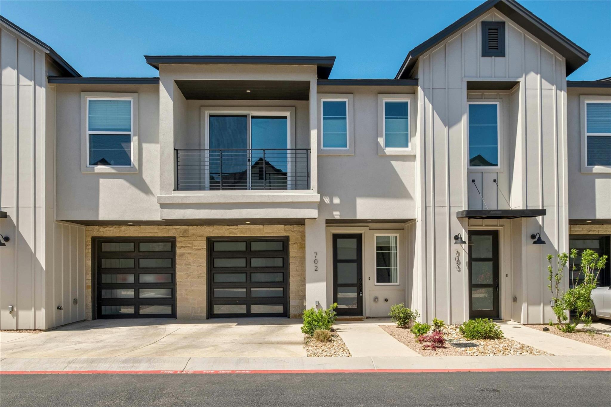 12001 Vista Parke Dr # 702, Austin, TX 78726