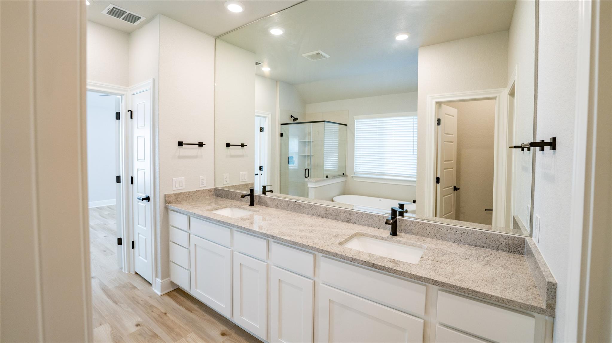 150 Angel Oak Way, San Marcos, TX 78666