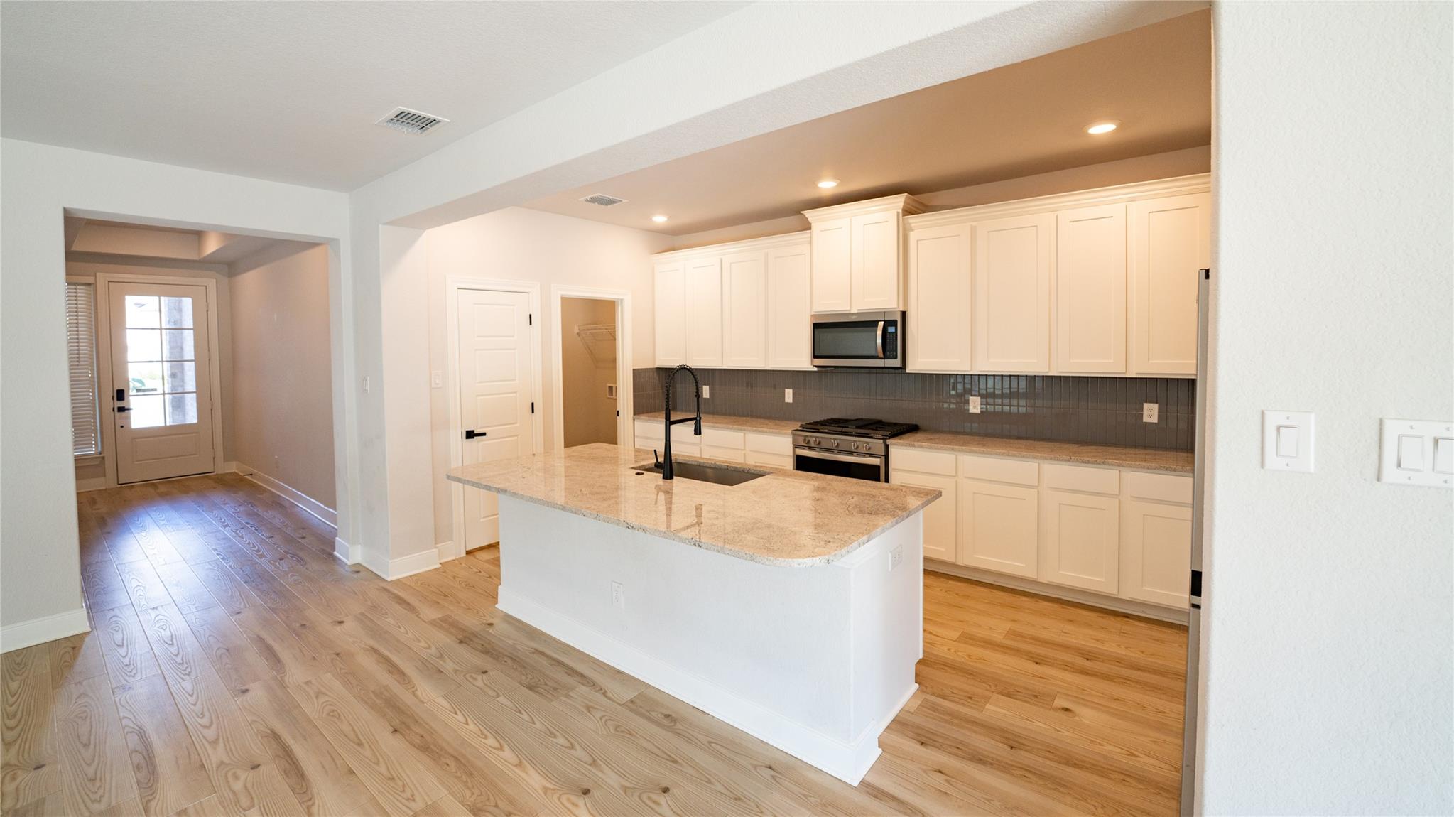 150 Angel Oak Way, San Marcos, TX 78666