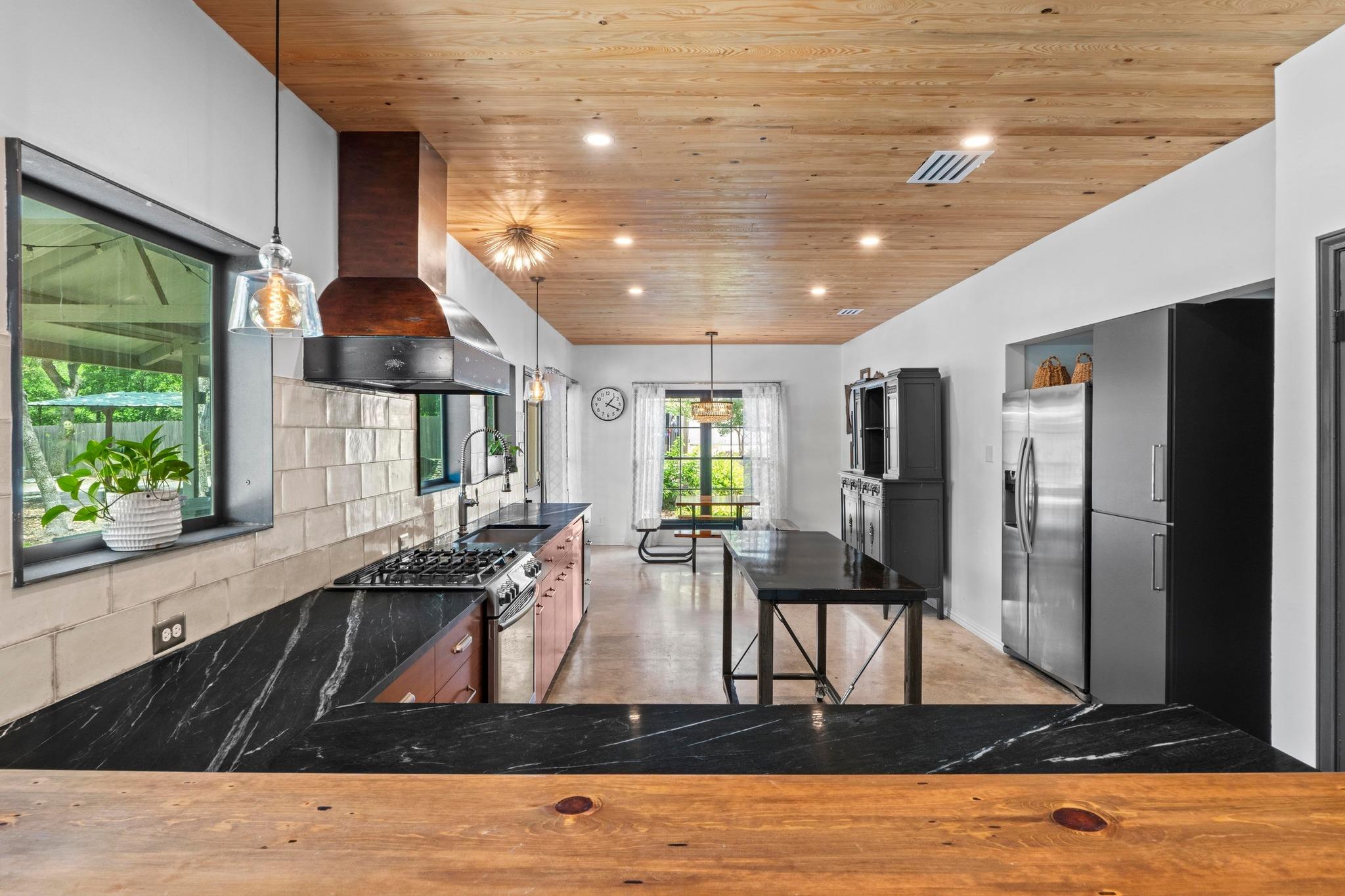 11302 Centennial Trl, Austin, TX 78726