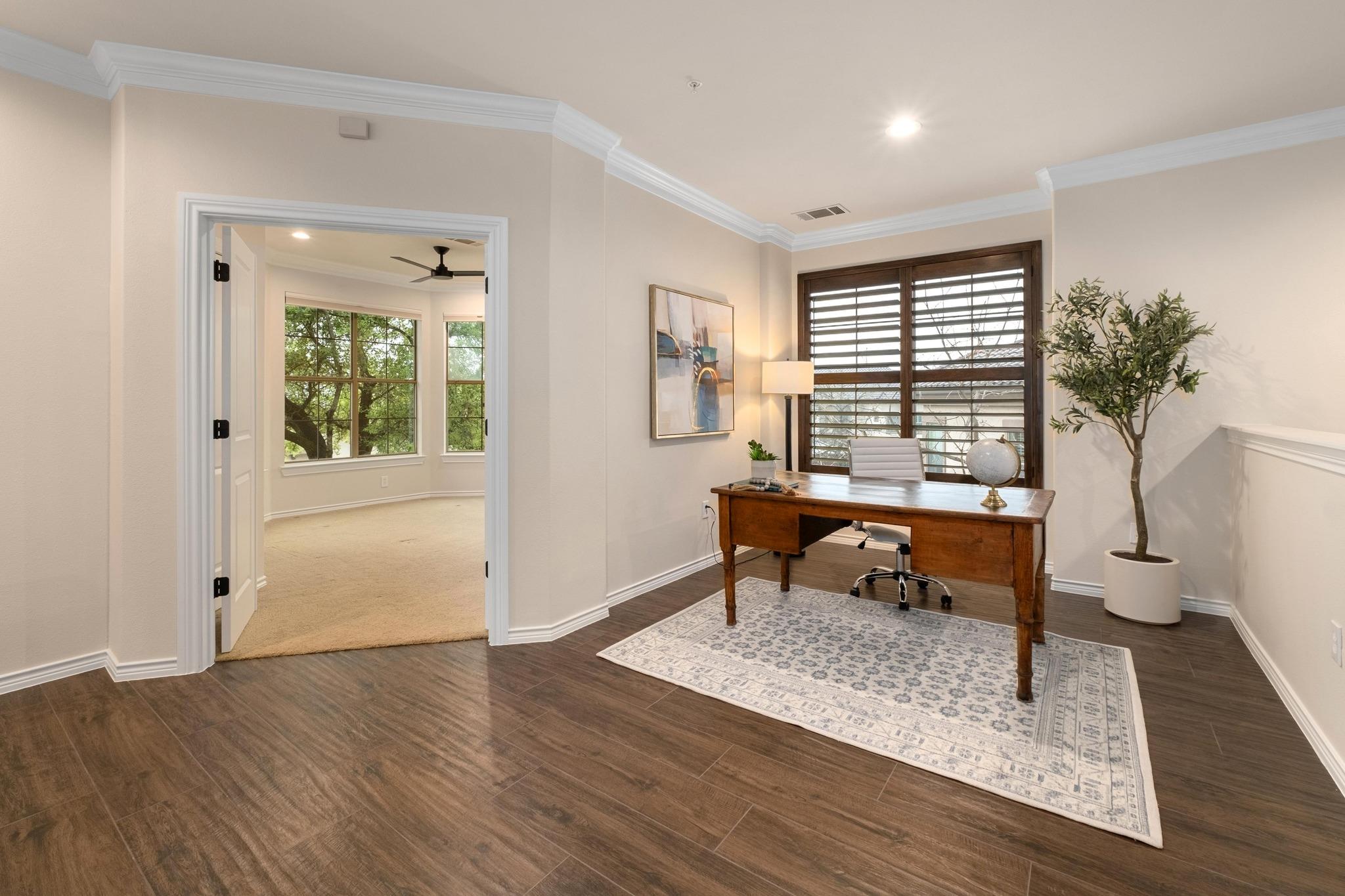 7800 Southwest Pkwy # 1010, Austin, TX 78735