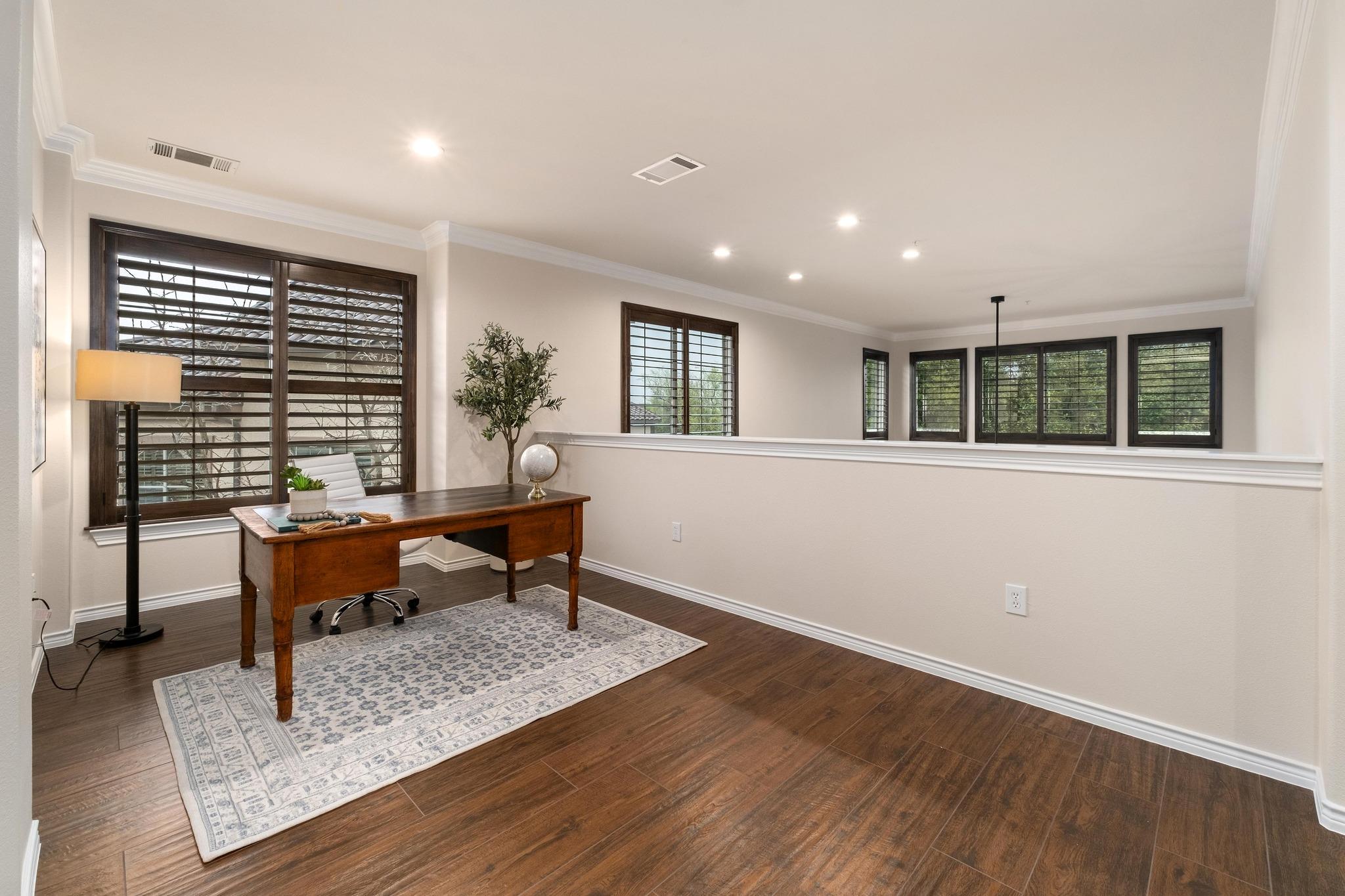 7800 Southwest Pkwy # 1010, Austin, TX 78735