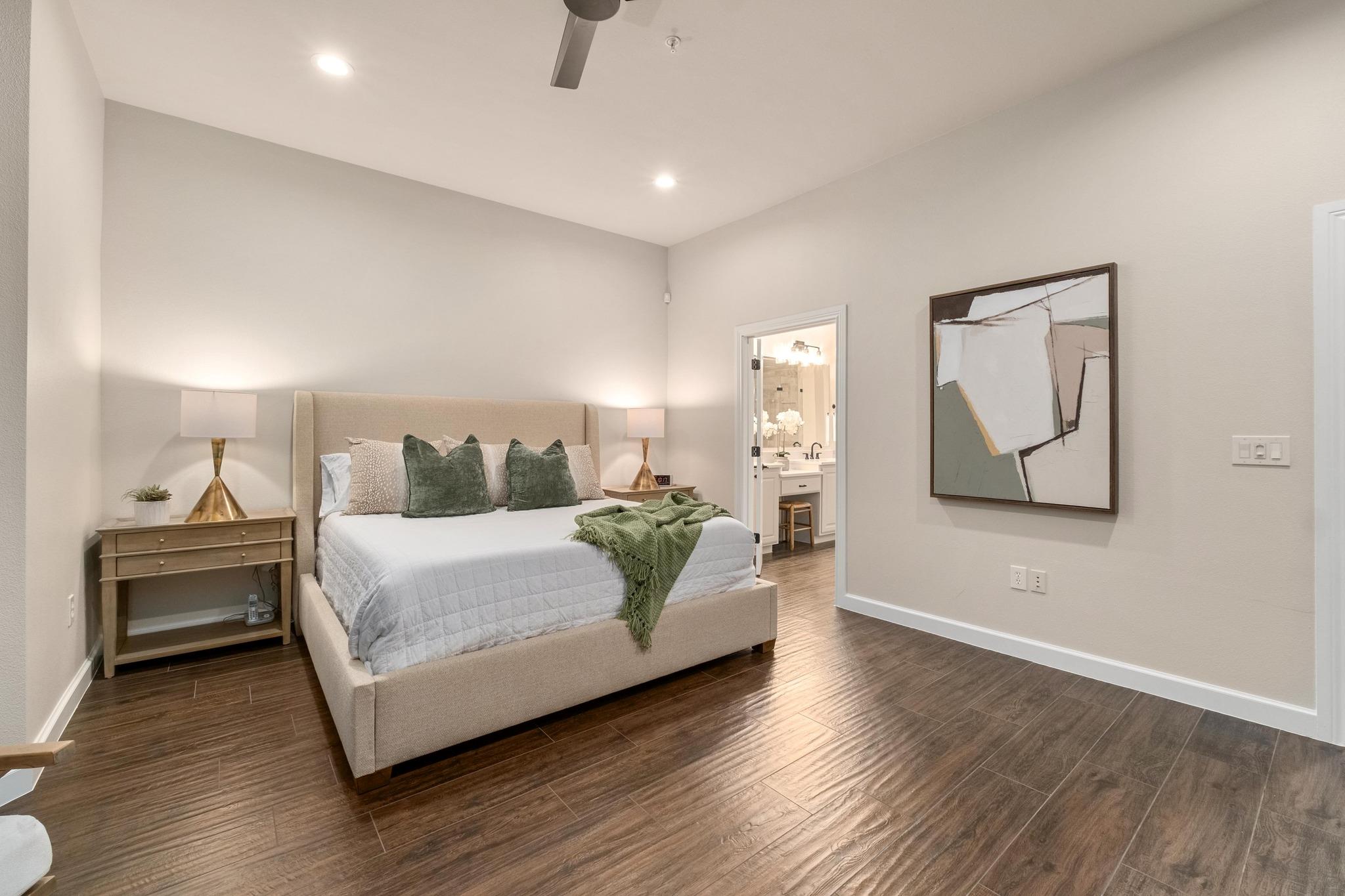 7800 Southwest Pkwy # 1010, Austin, TX 78735