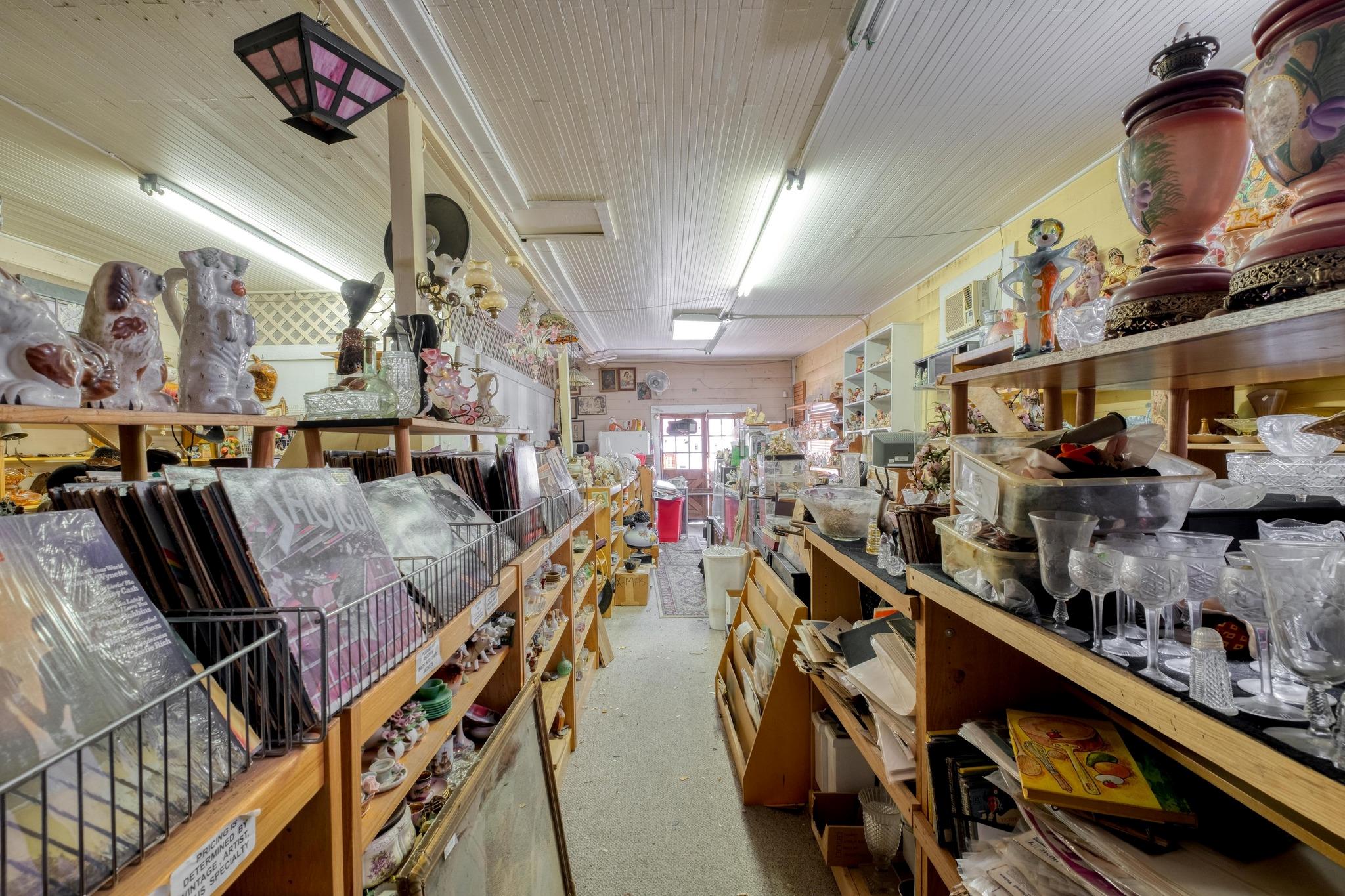 911 E 6th St, Austin, TX 78702