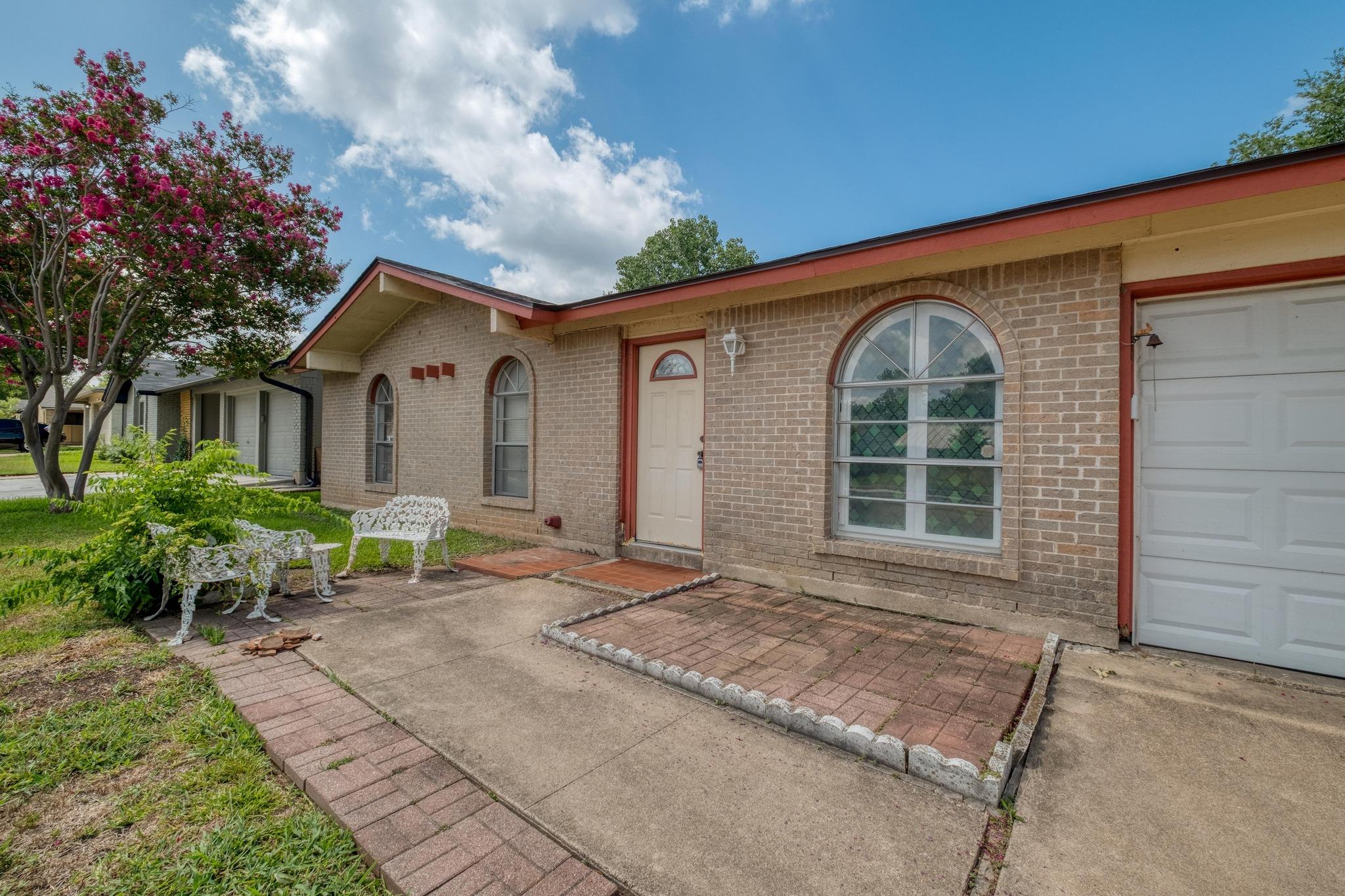 2609 McGregor Dr, Austin, TX 78745