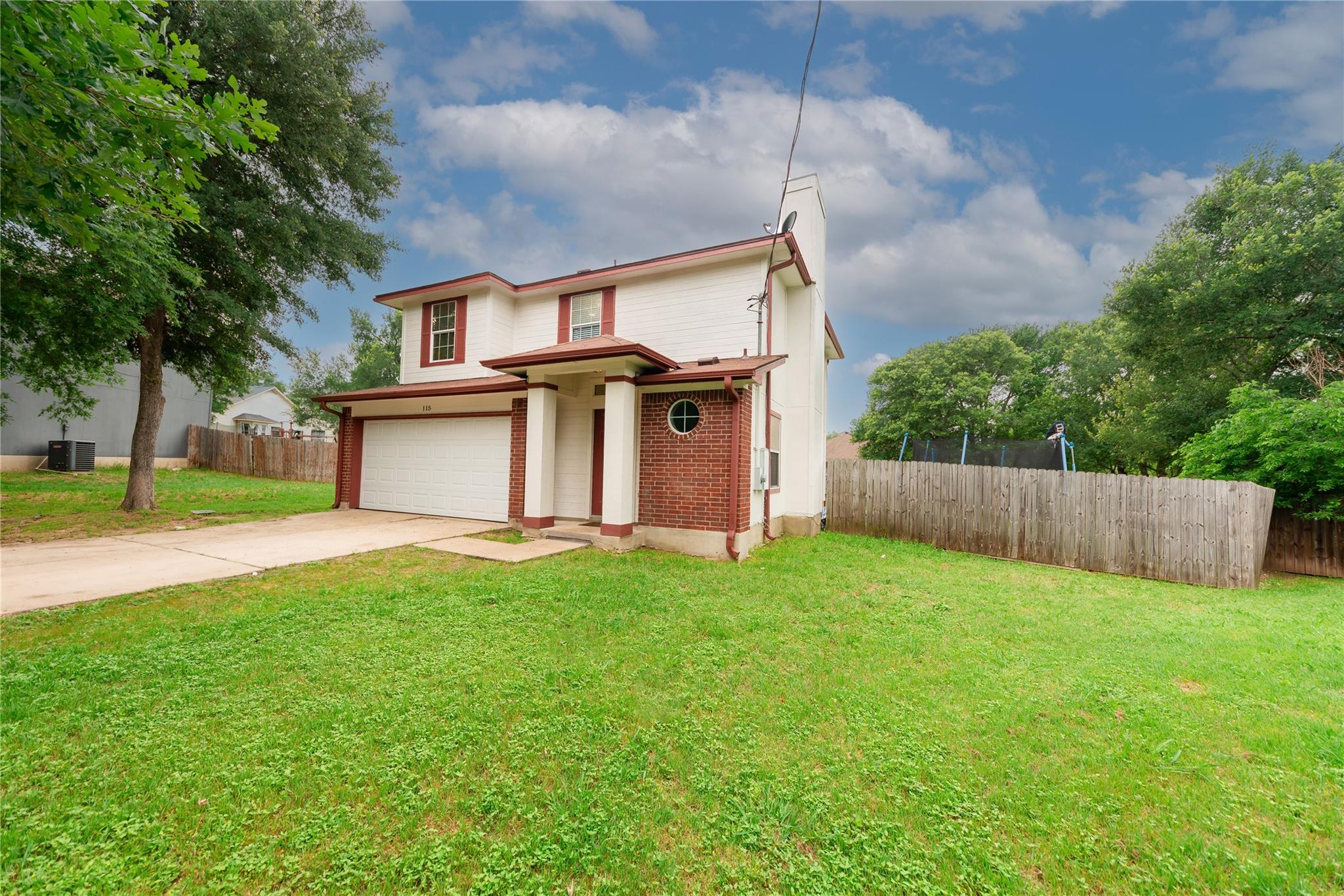 115 Hummingbird Ct, Cedar Creek, TX 78612