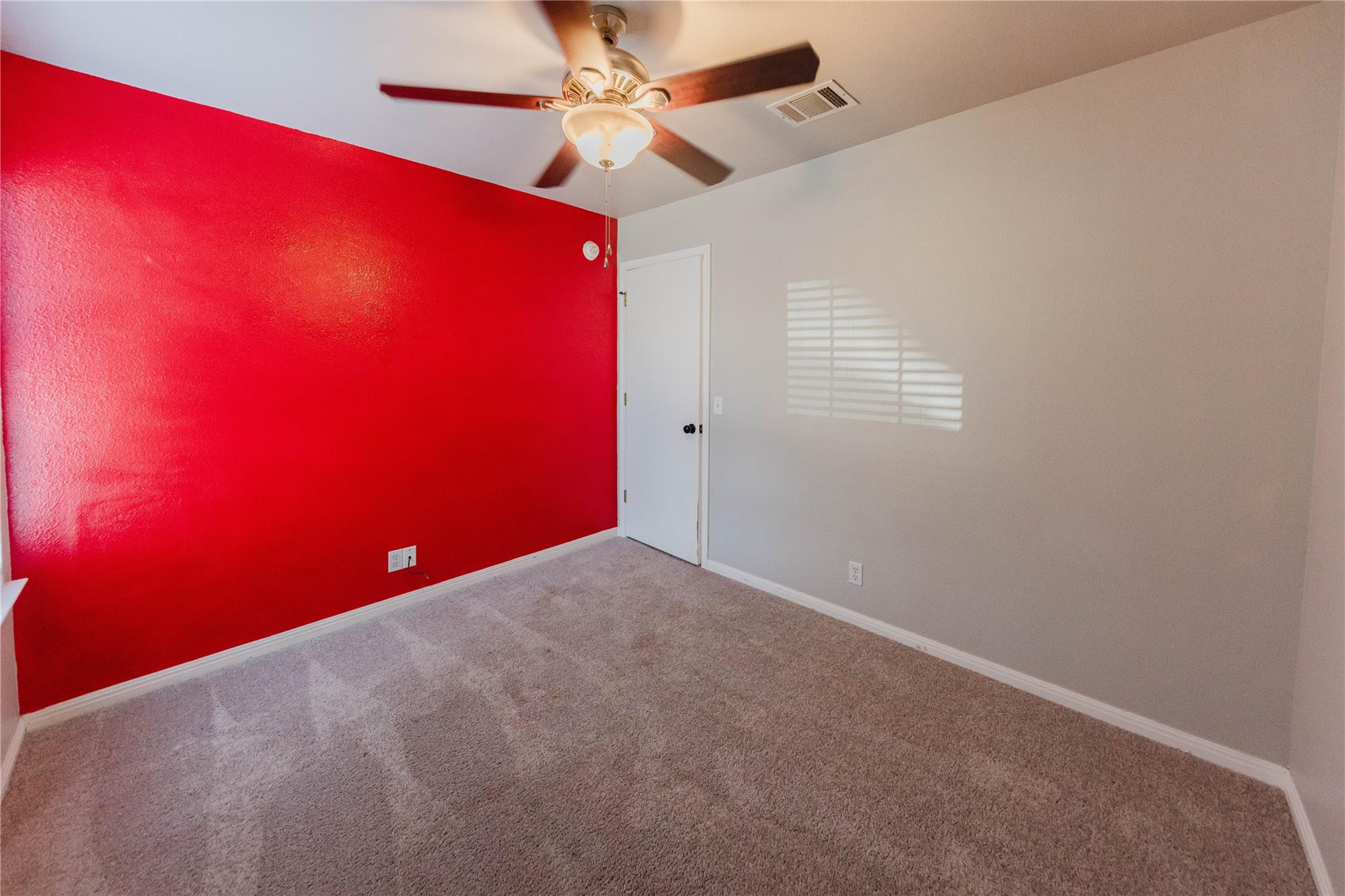 115 Hummingbird Ct, Cedar Creek, TX 78612