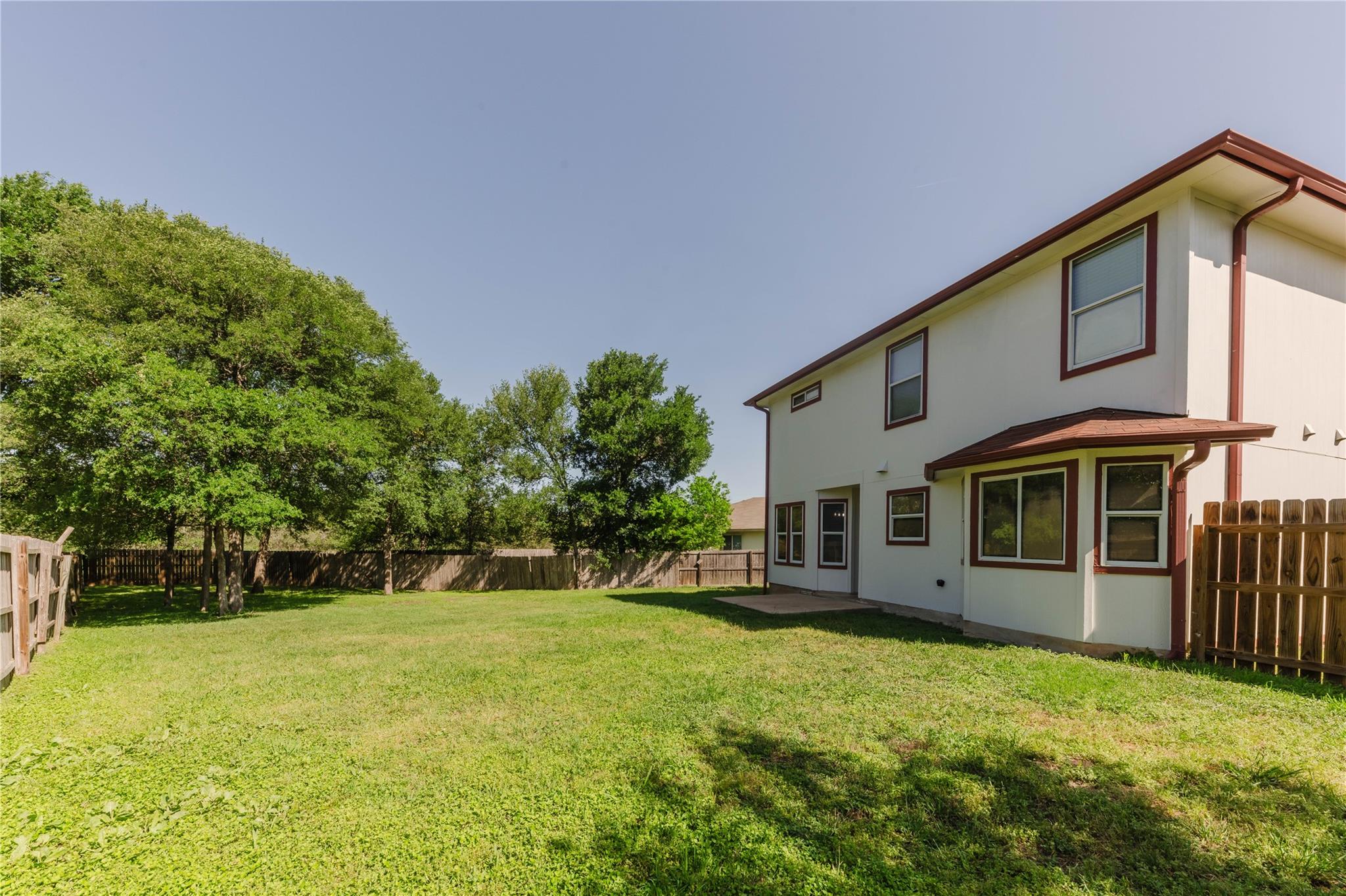 115 Hummingbird Ct, Cedar Creek, TX 78612