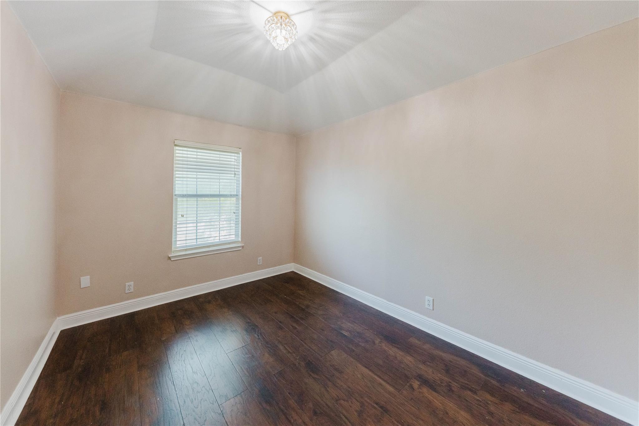 115 Hummingbird Ct, Cedar Creek, TX 78612