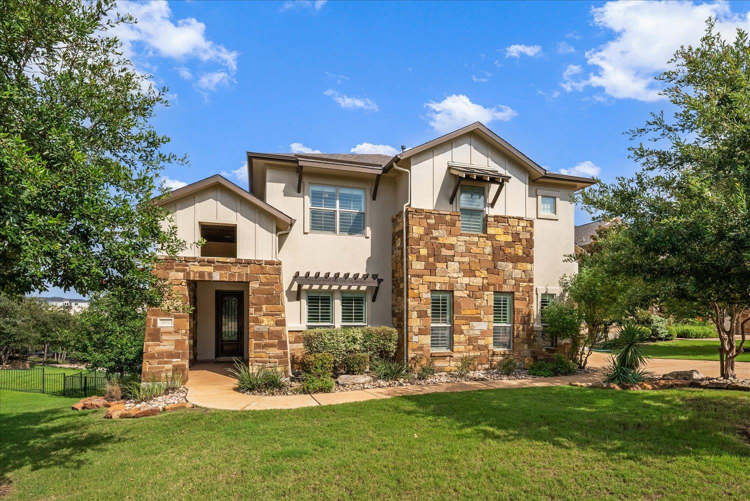 1800 Harvest Dance Dr, Leander, TX 78641