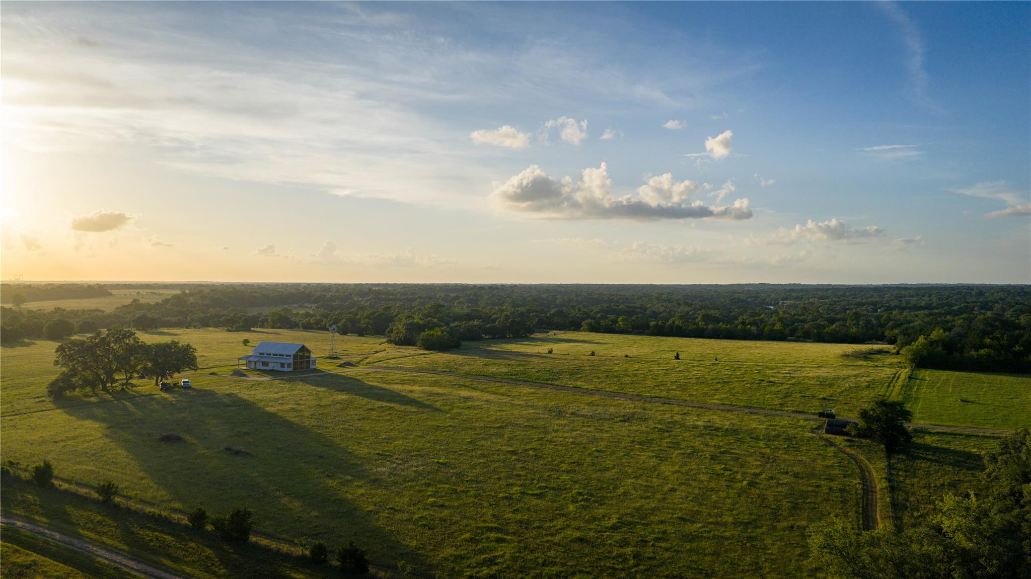 2094 Zimmerscheidt, New Ulm, TX 78950