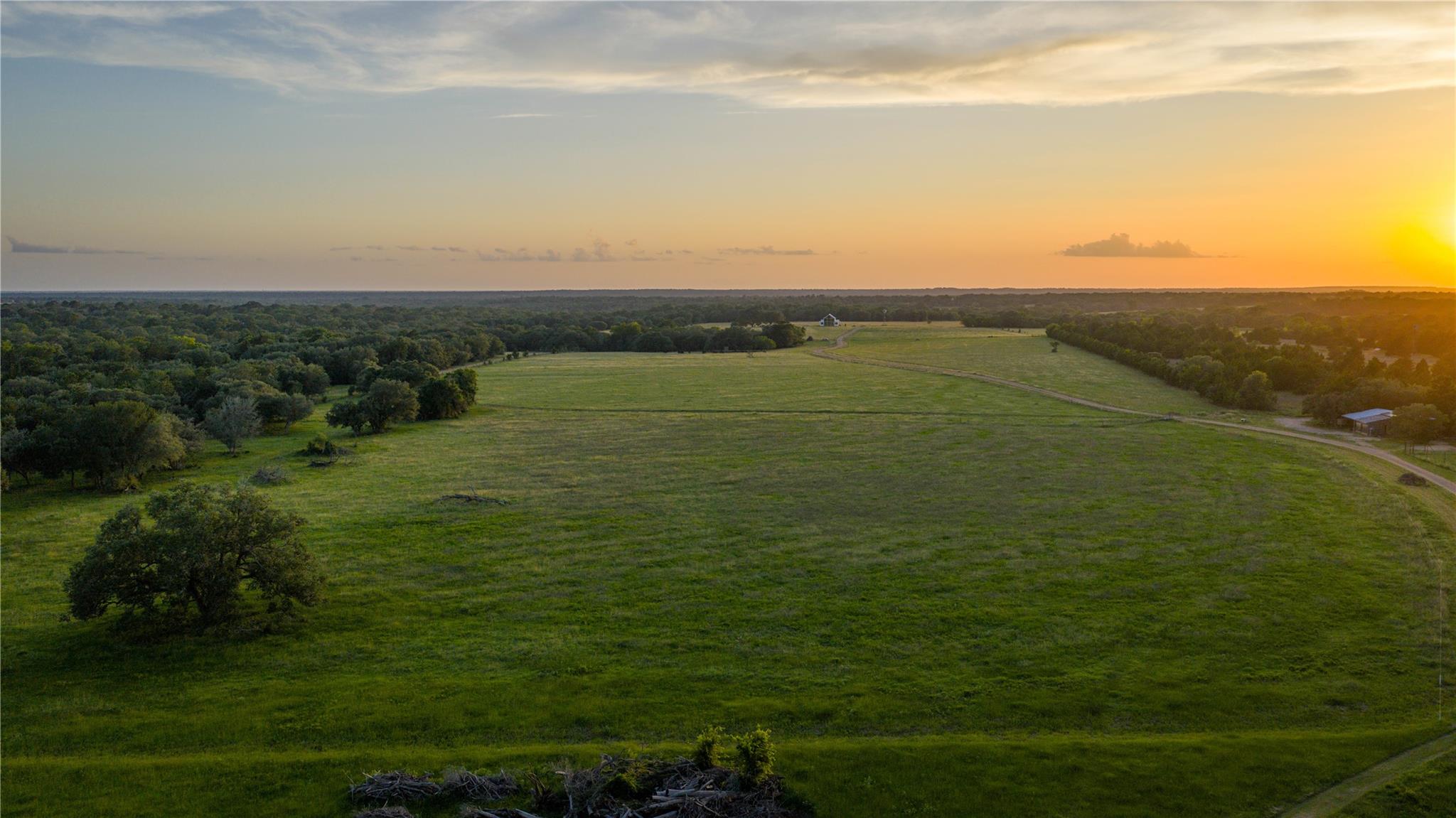 2094 Zimmerscheidt, New Ulm, TX 78950