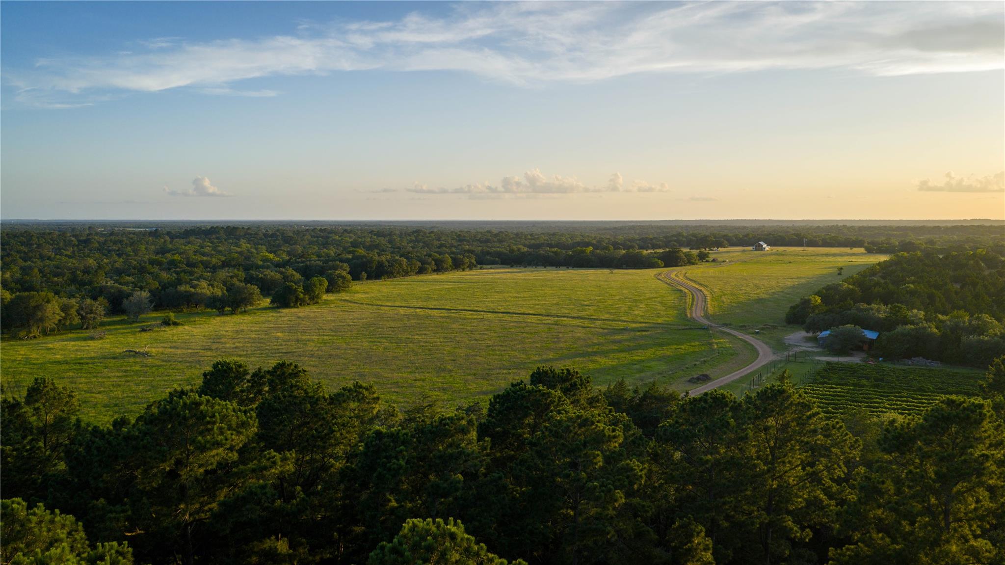 2094 Zimmerscheidt, New Ulm, TX 78950