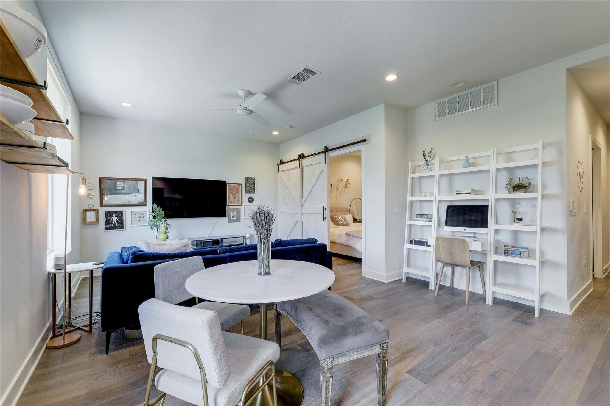 1800 E 4th St # 303, Austin, TX 78702