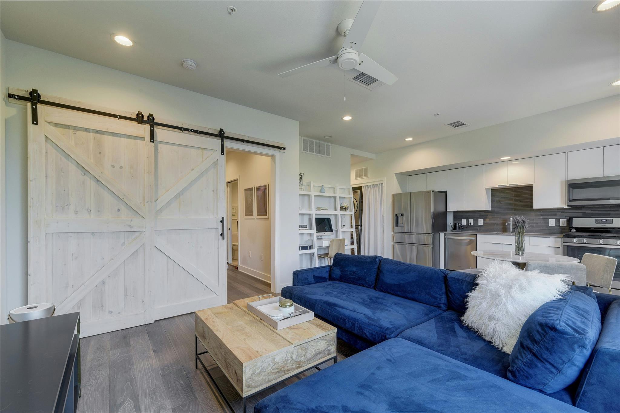 1800 E 4th St # 303, Austin, TX 78702