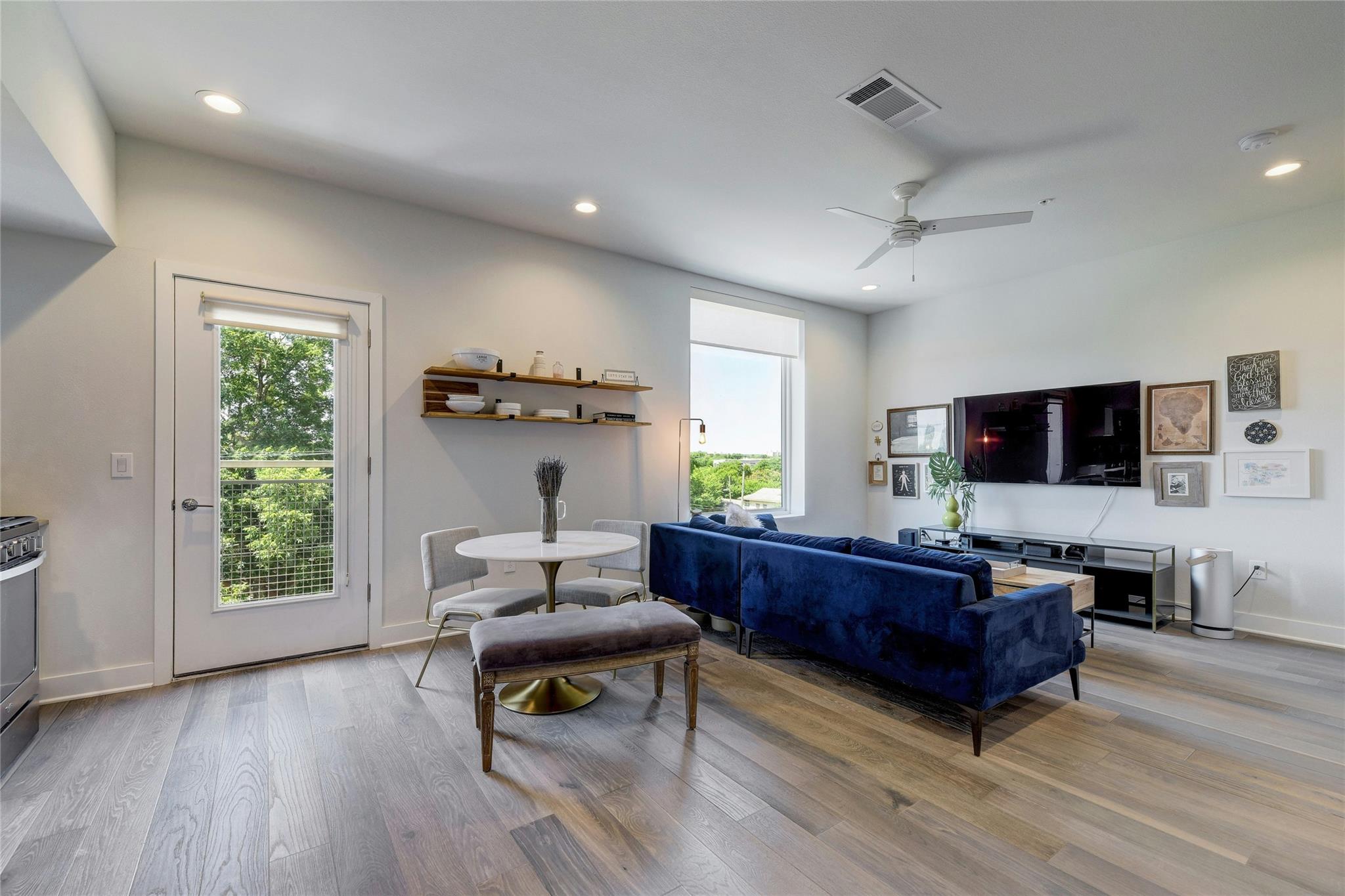 1800 E 4th St # 303, Austin, TX 78702