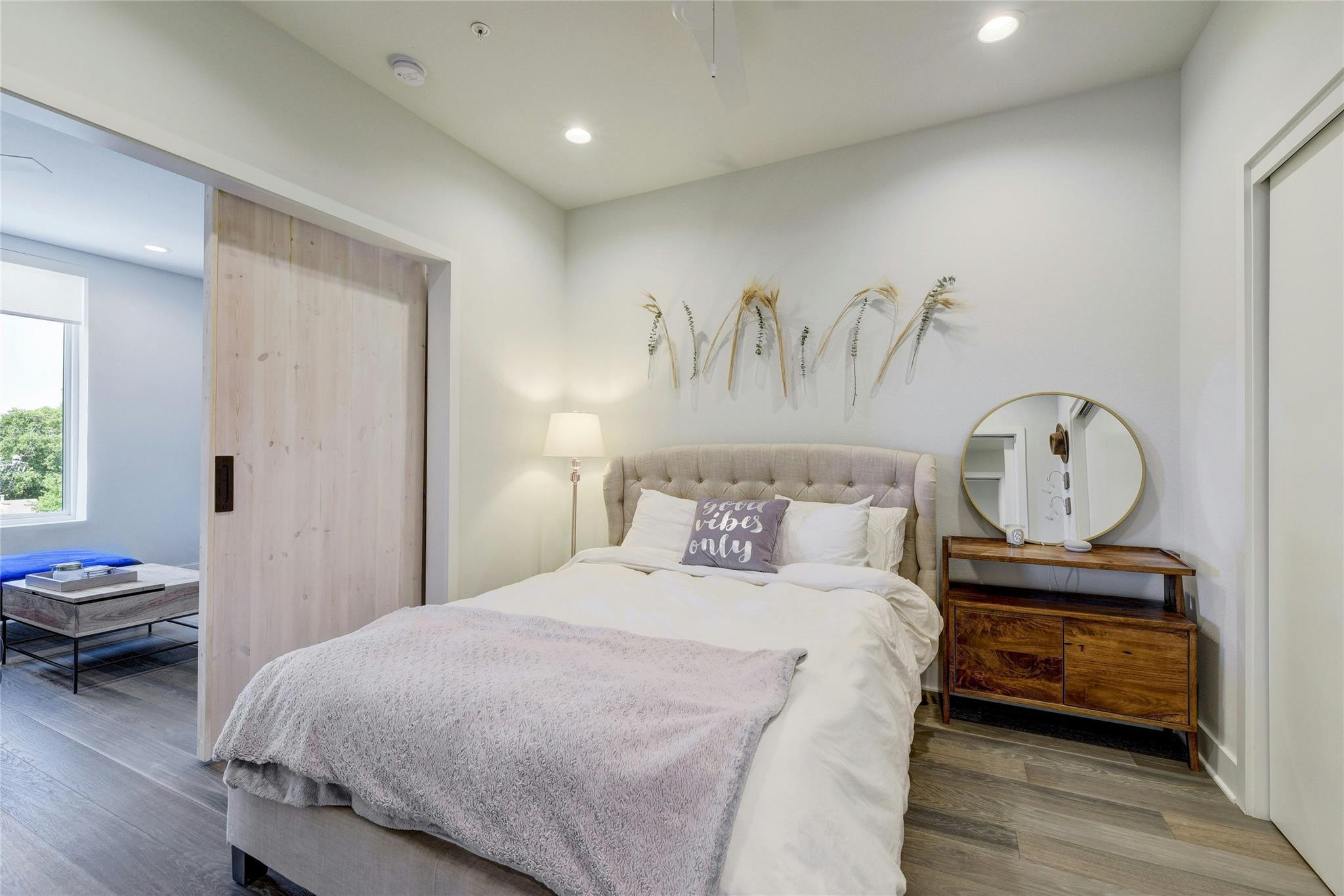 1800 E 4th St # 303, Austin, TX 78702