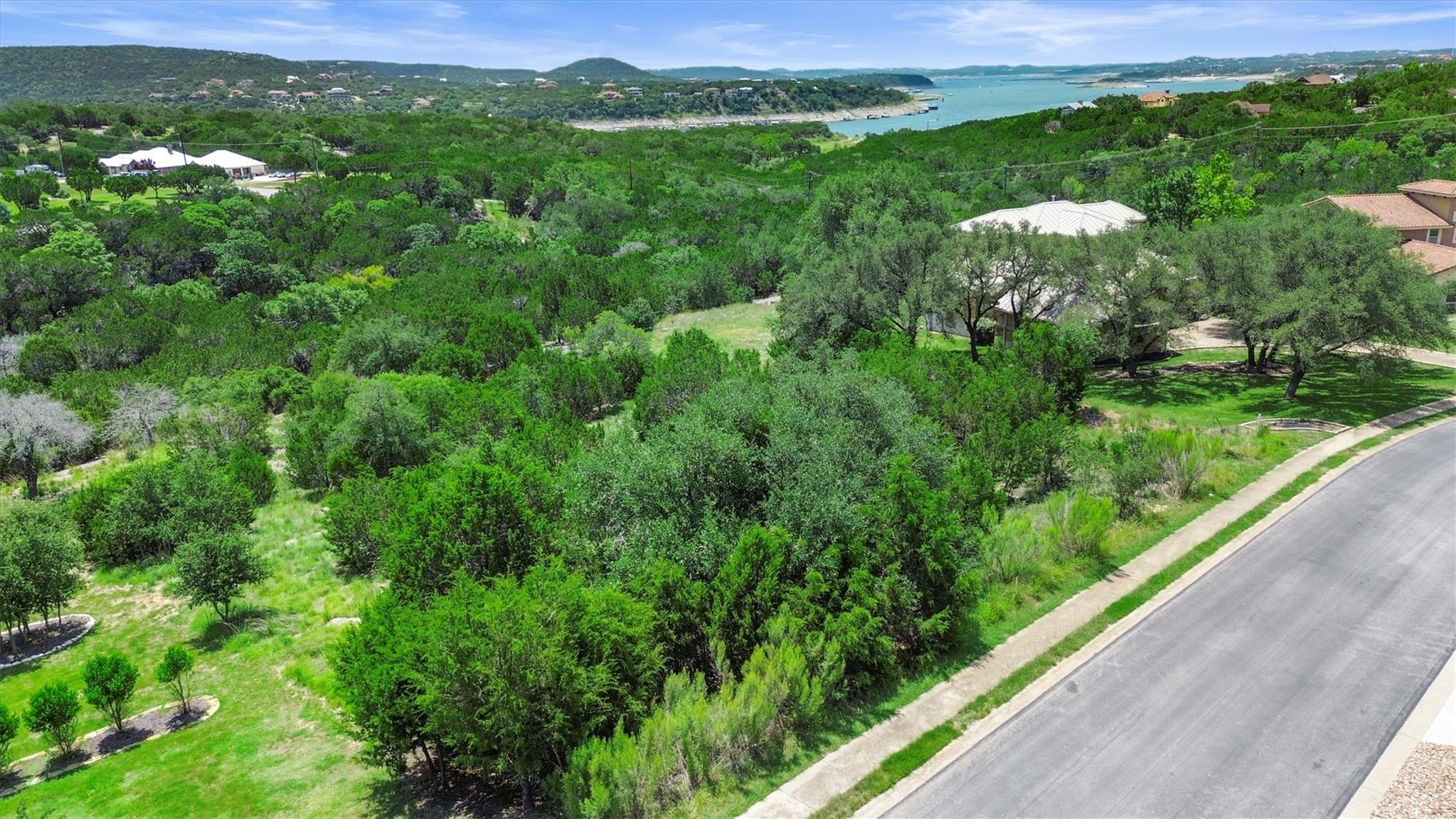 8413 Kelly Cv, Lago Vista, TX 78645