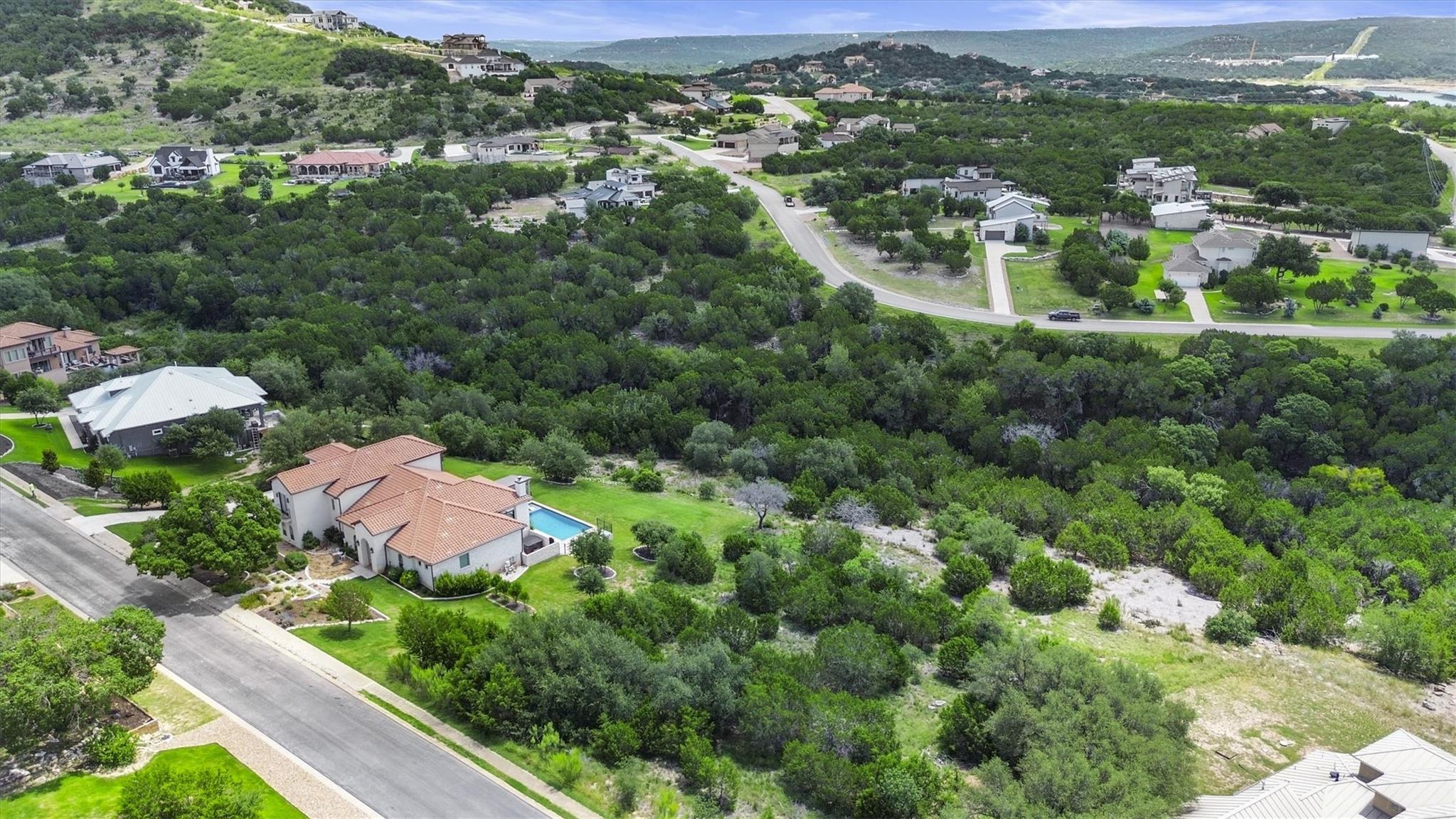 8413 Kelly Cv, Lago Vista, TX 78645