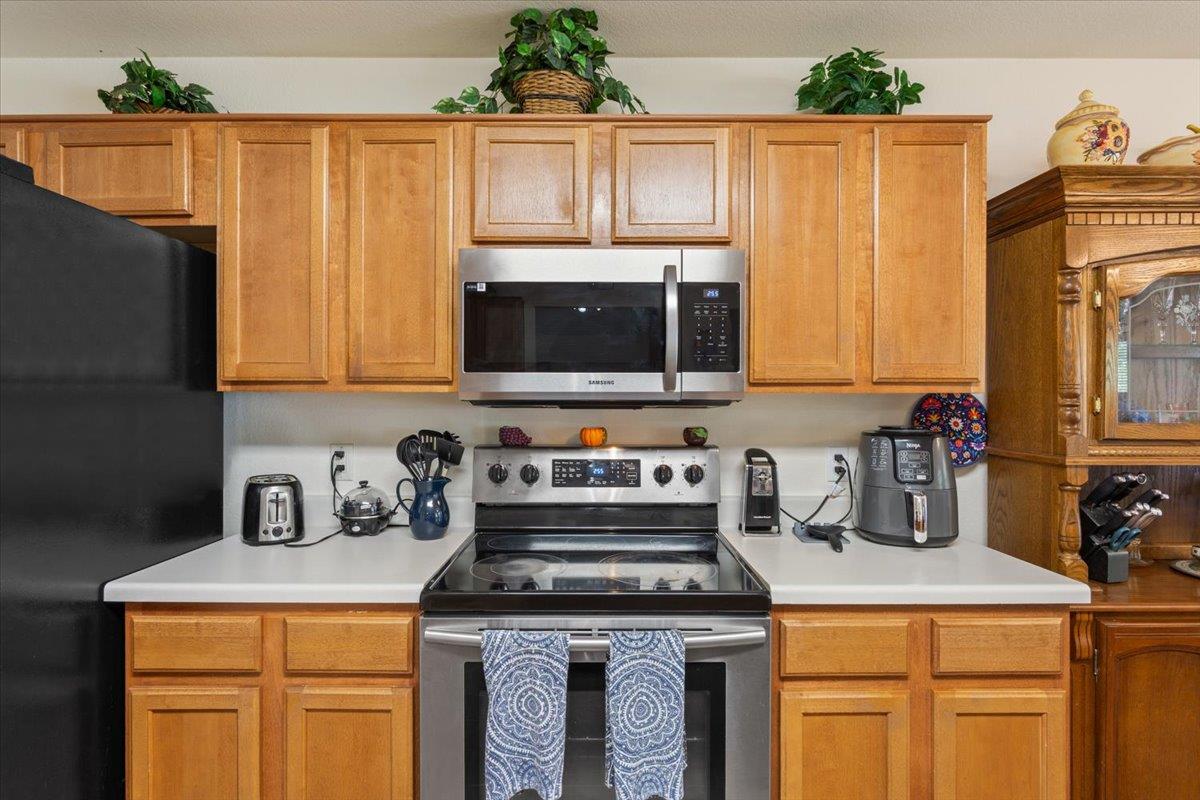 1049 Leeds Castle Walk, Georgetown, TX 78626