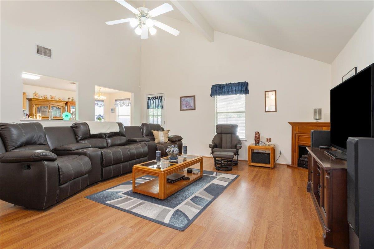 1049 Leeds Castle Walk, Georgetown, TX 78626