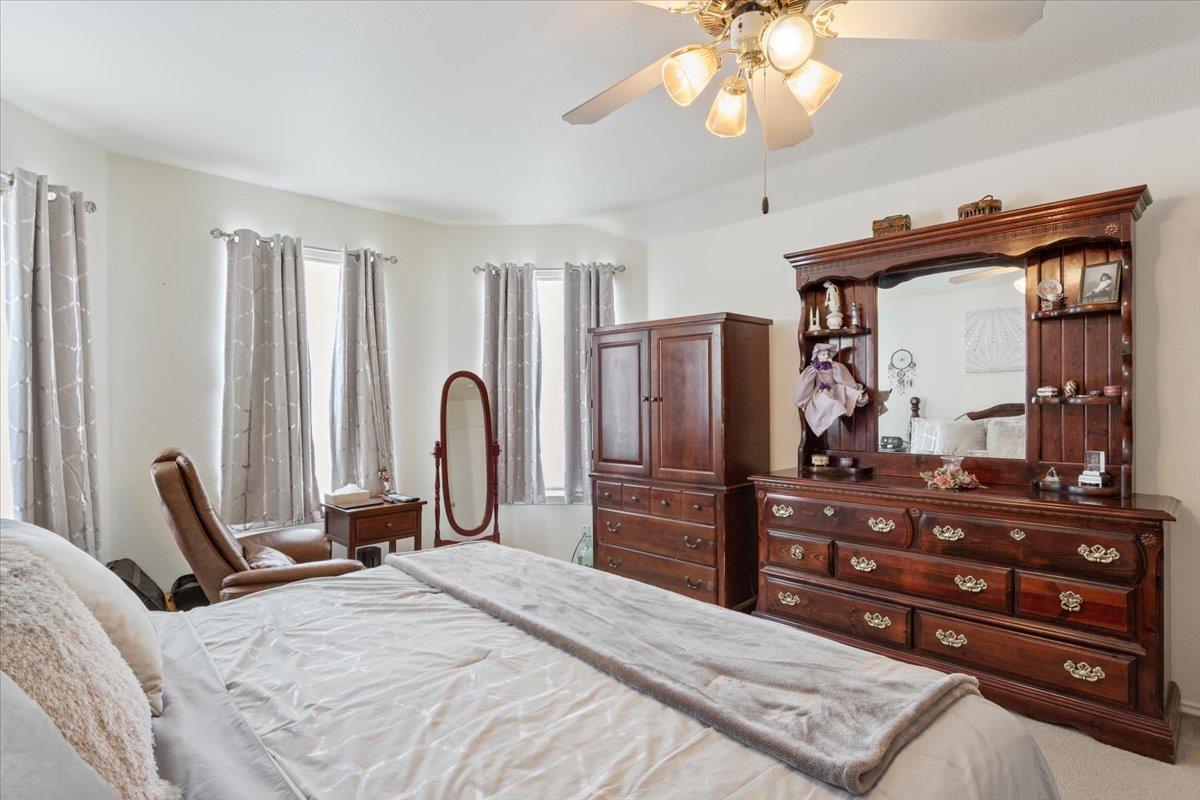 1049 Leeds Castle Walk, Georgetown, TX 78626