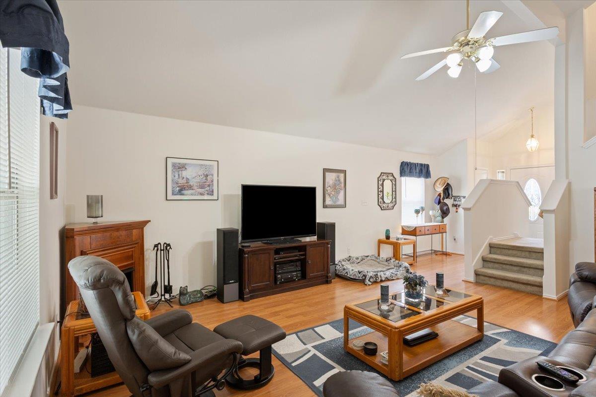 1049 Leeds Castle Walk, Georgetown, TX 78626