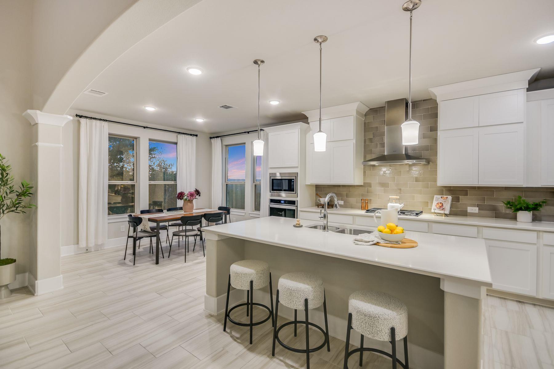 2610 Sunset Vista Cir # 16, Spicewood, TX 78669