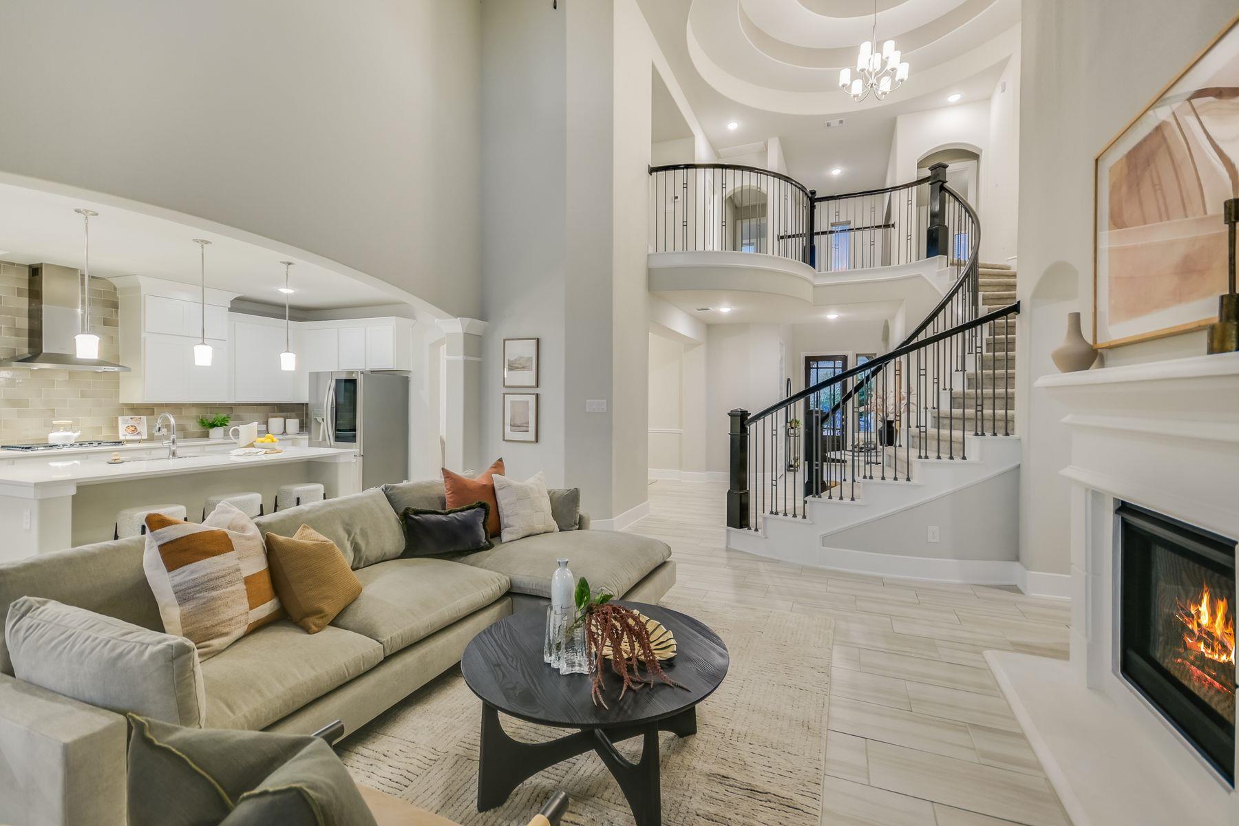 2610 Sunset Vista Cir # 16, Spicewood, TX 78669