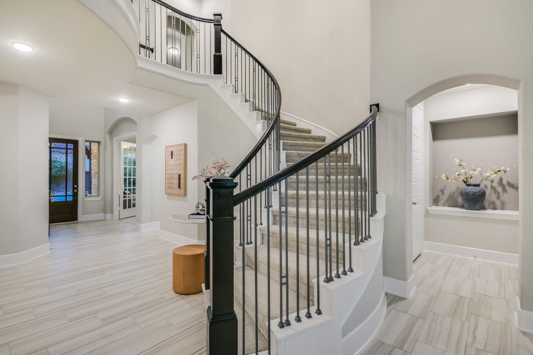 2610 Sunset Vista Cir # 16, Spicewood, TX 78669